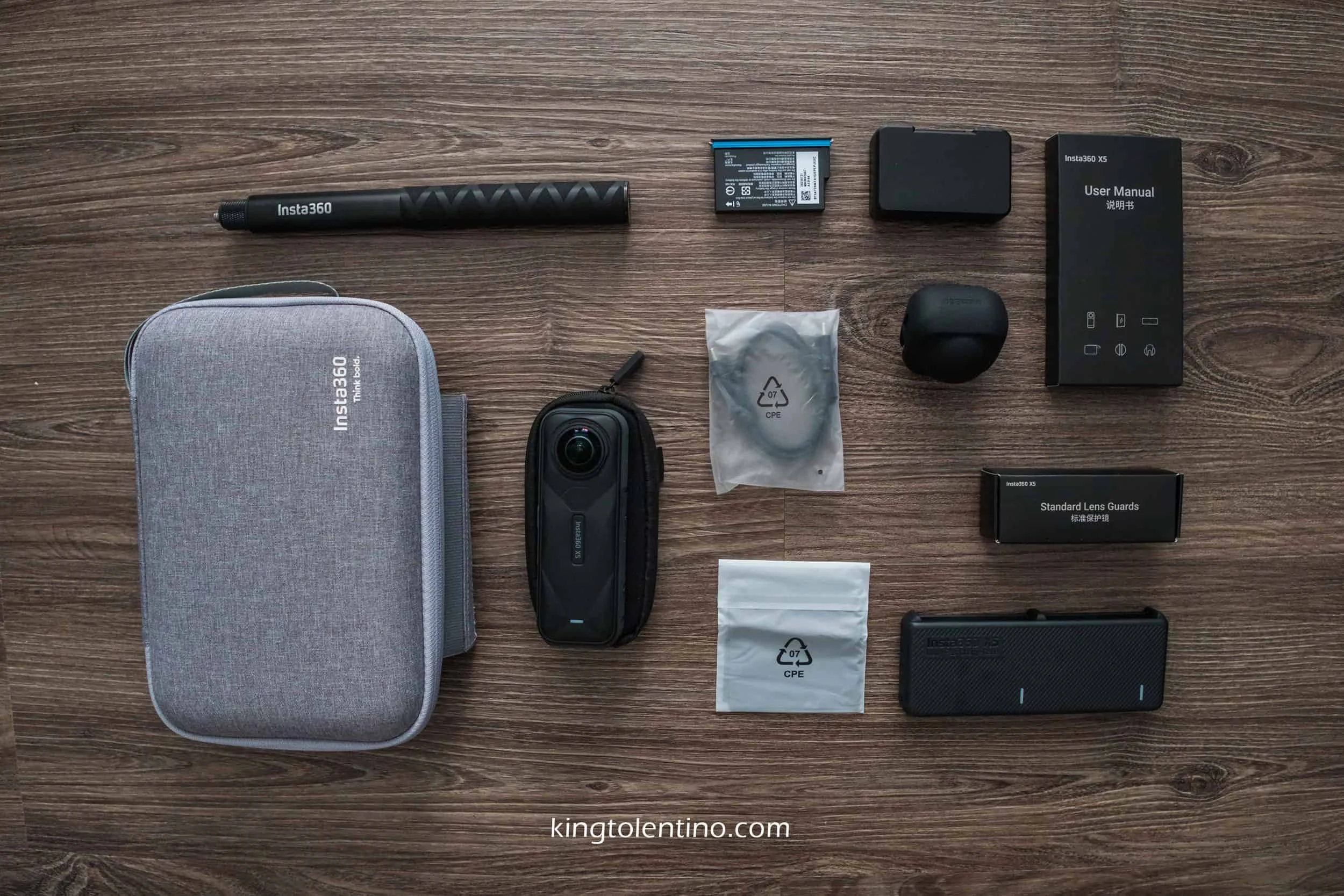 Insta360 Essential Bundle