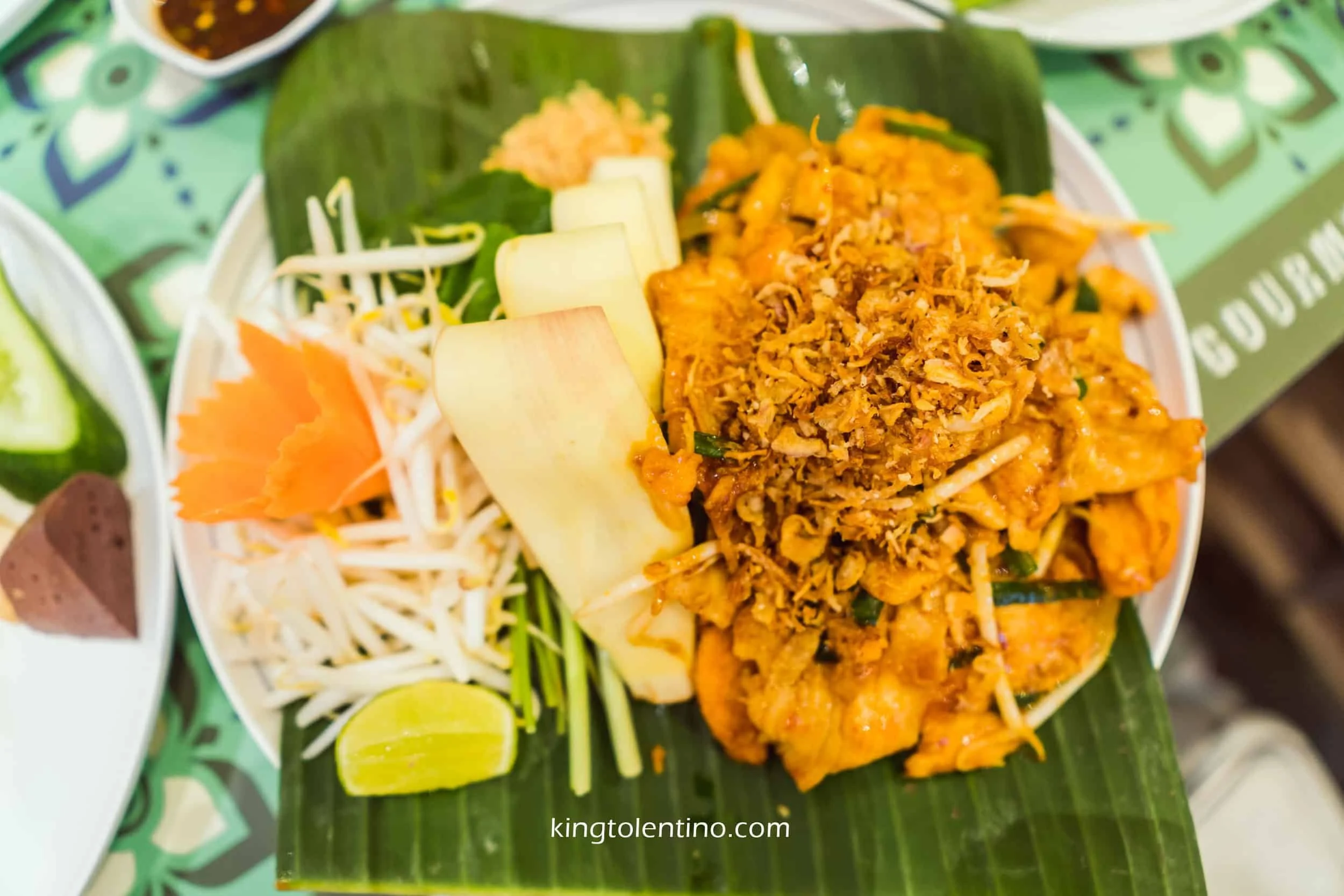 Pad Thai Siam Royal (with squid)