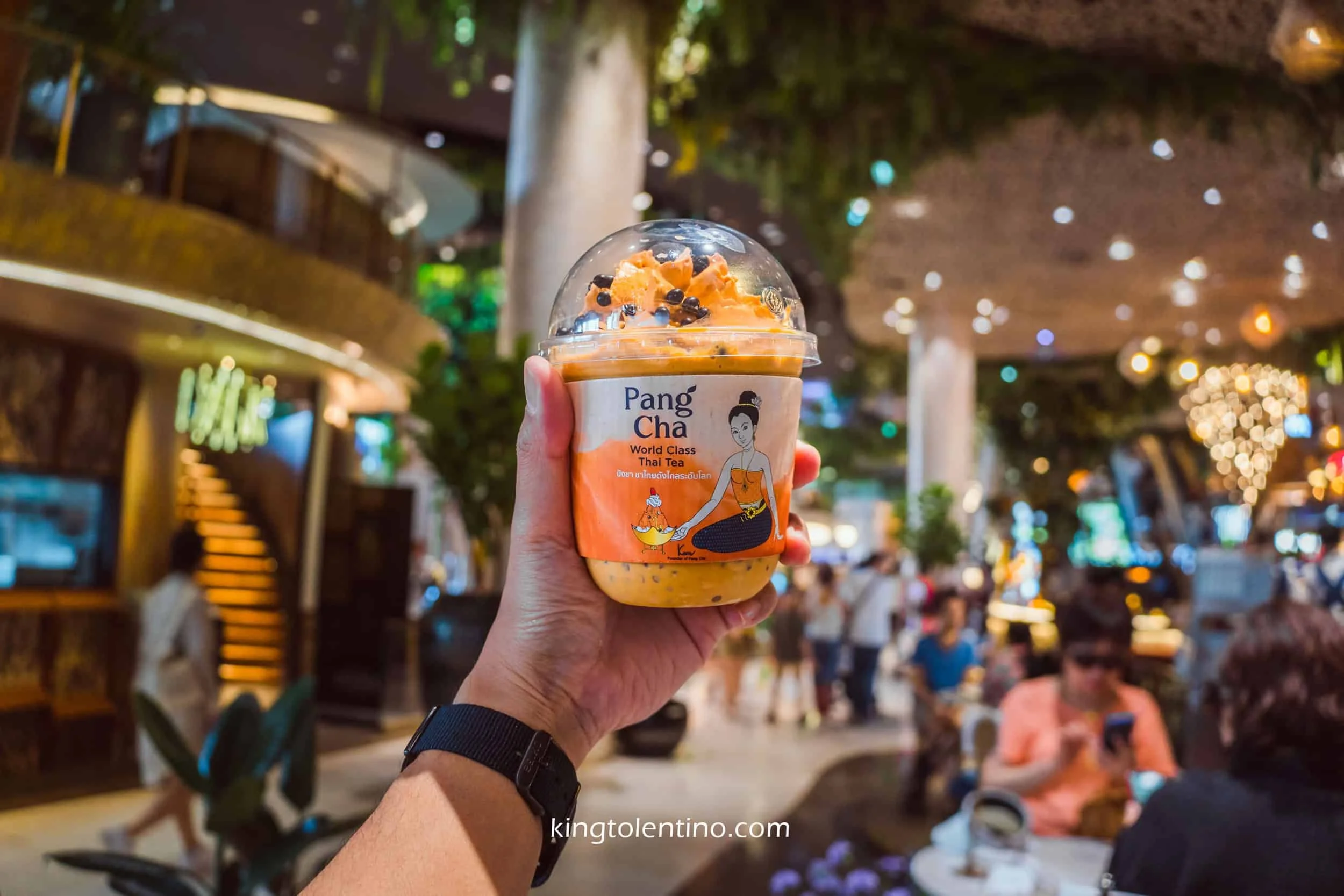 Whipping Mousse Thai Tea Royal – Dark Choc Ball
