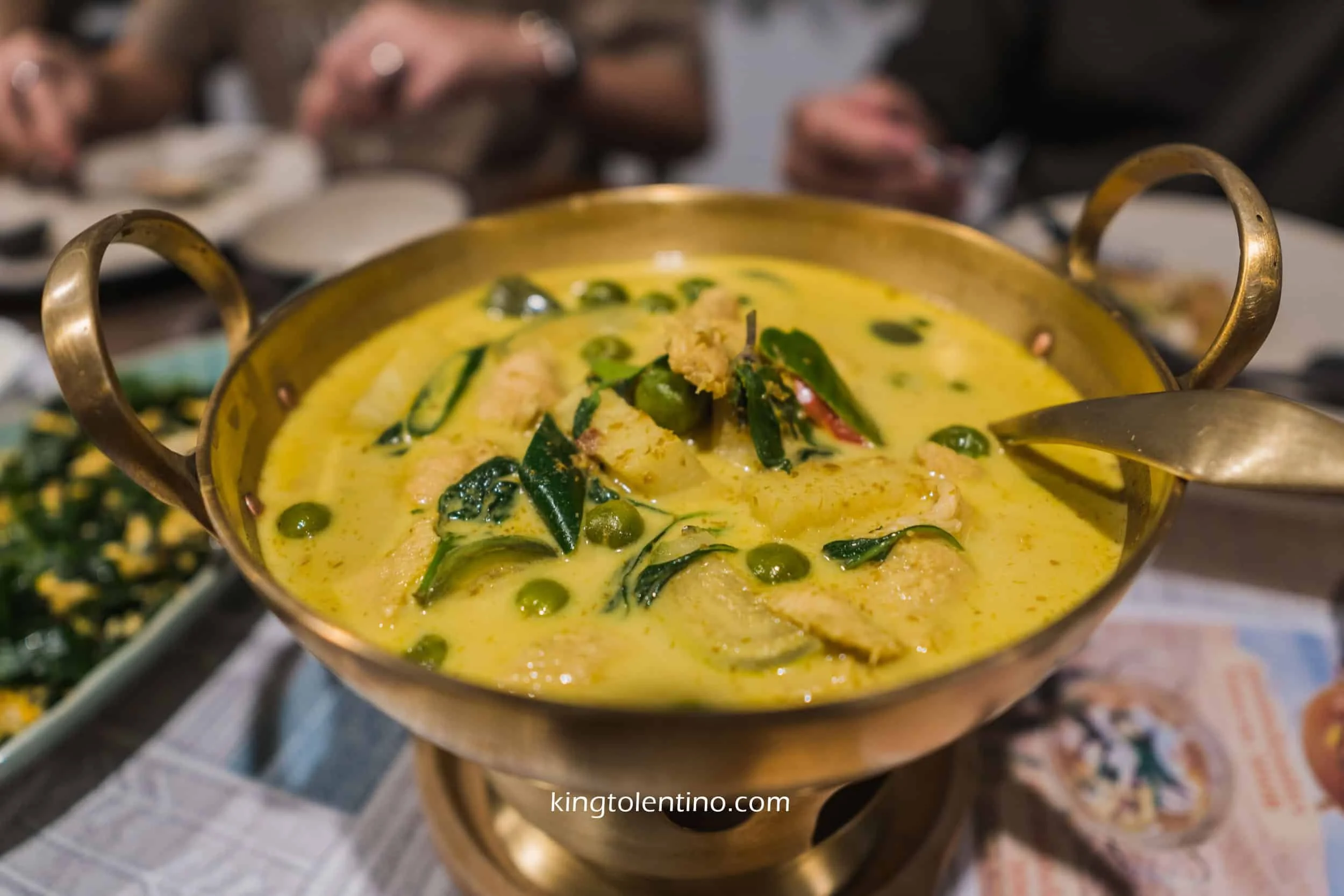 Green Curry with Chicken of Baan Met Sai