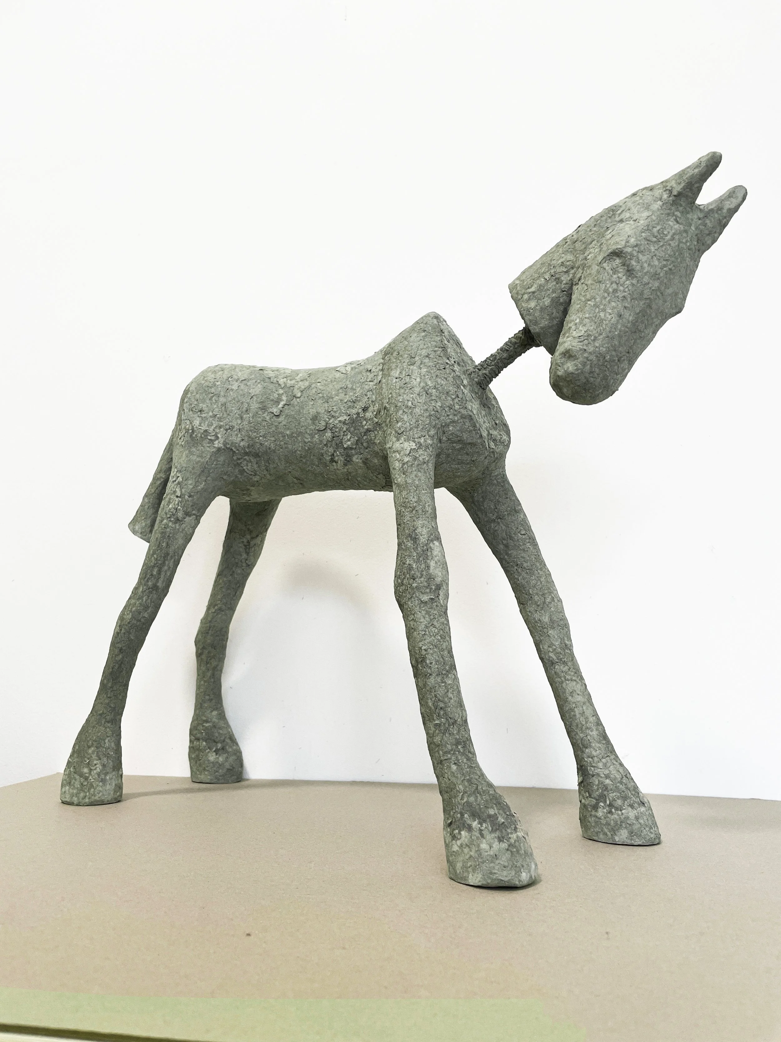 Paper Clay Horse Head Thread Body 1.jpg