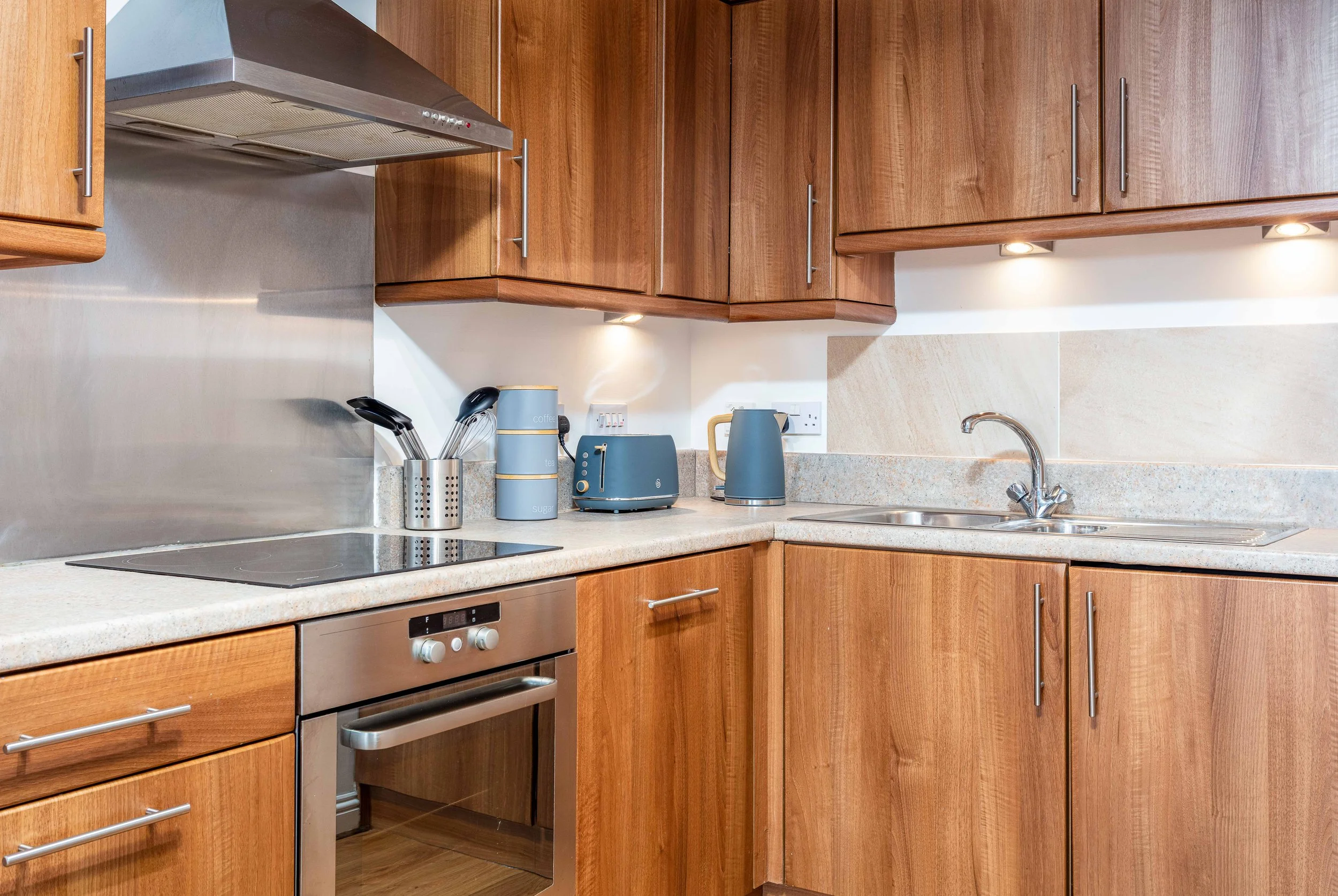 21B Links Road - Prestwick - LR-10.jpg