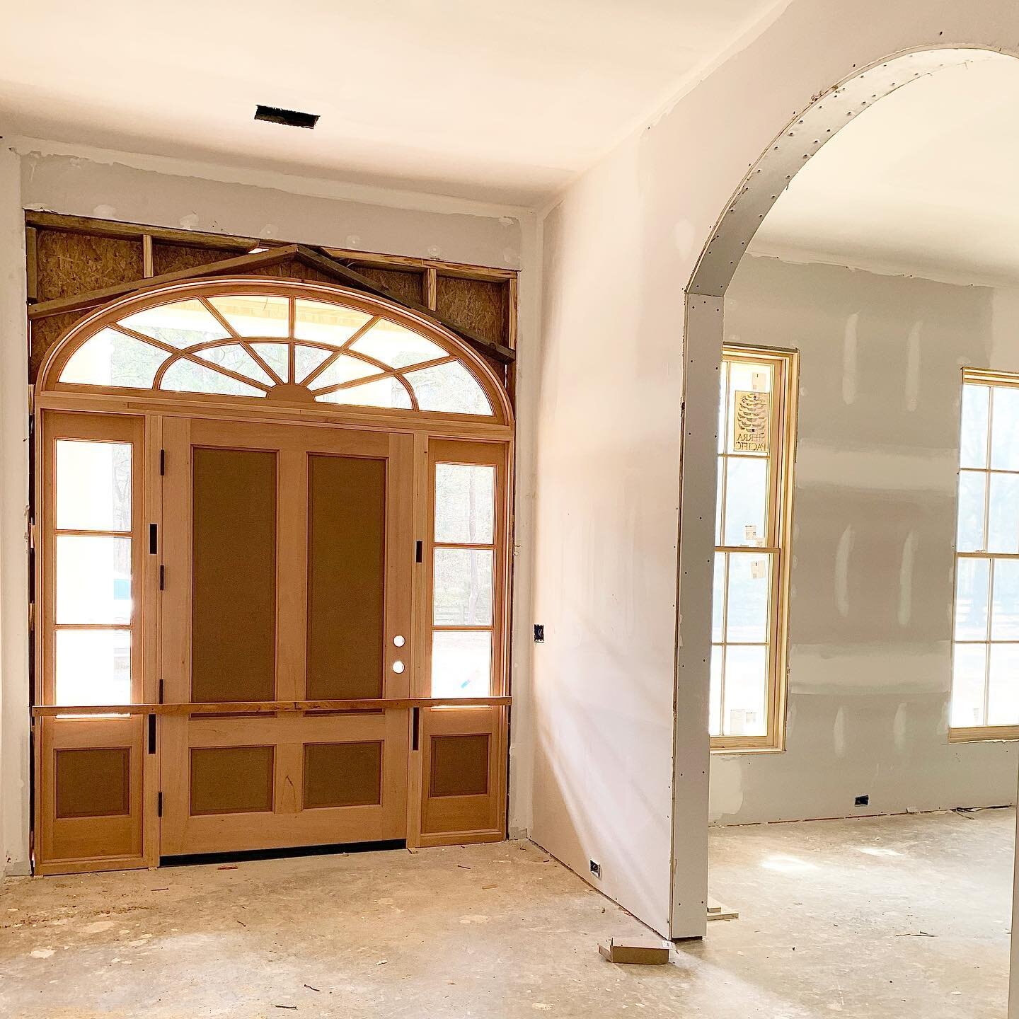 I just love a wide front door 🤍🤍 going to be a good one! #interiordesign #architecture #construction #foyer #southernliving #traditionalhome #interiors