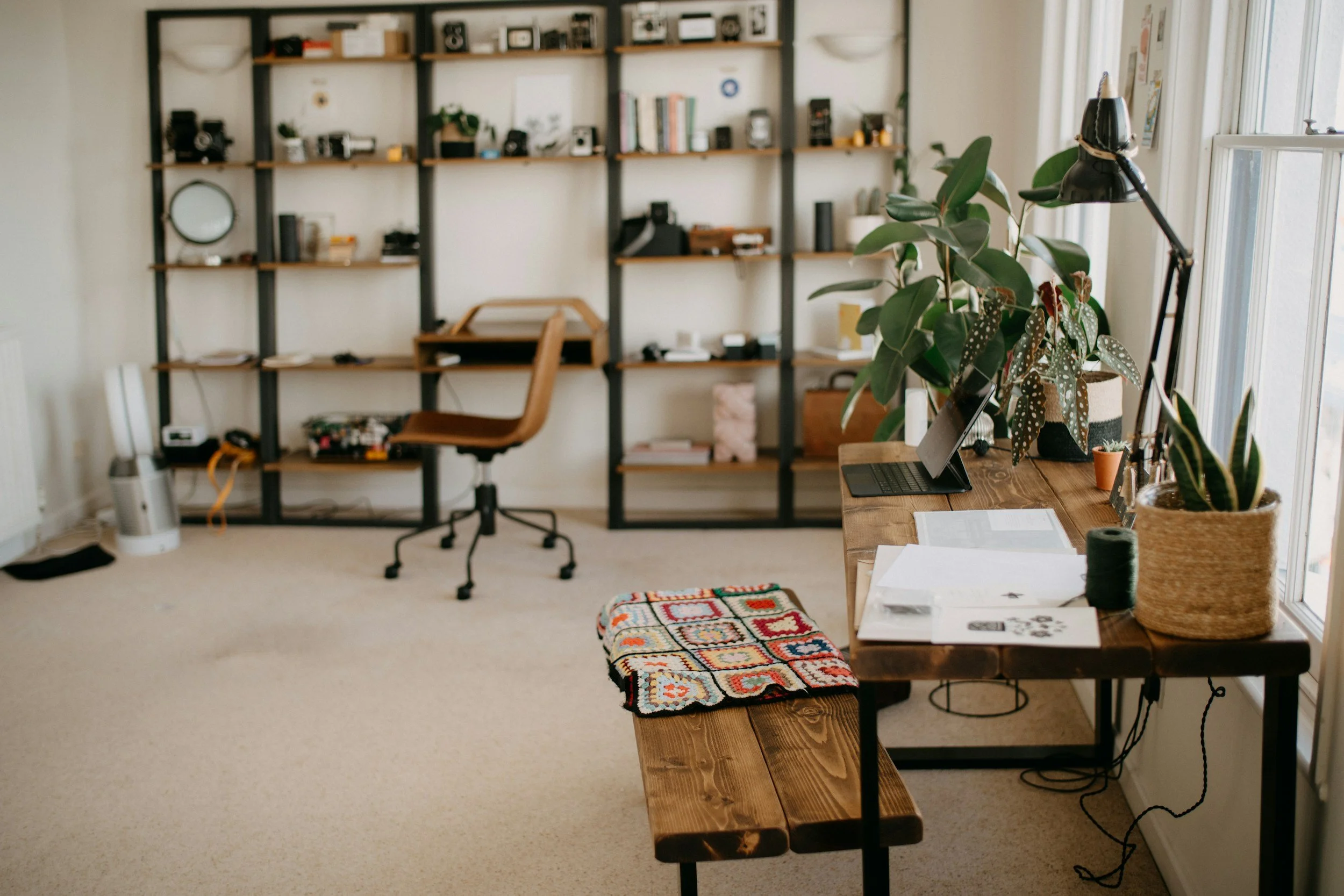 How a Personal Assistant Can Help Busy Parents Reclaim Their Time