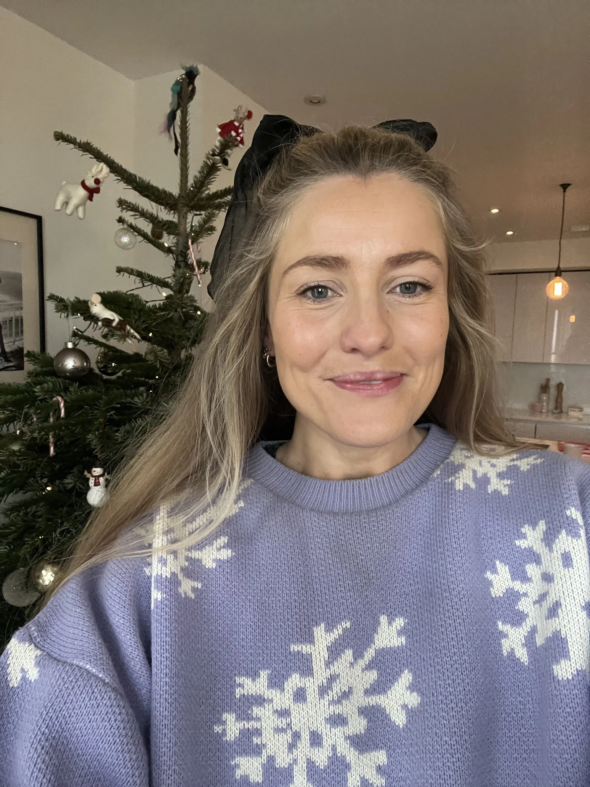 A gentle festive letter from me to anyone who finds this time of year hard ❤️