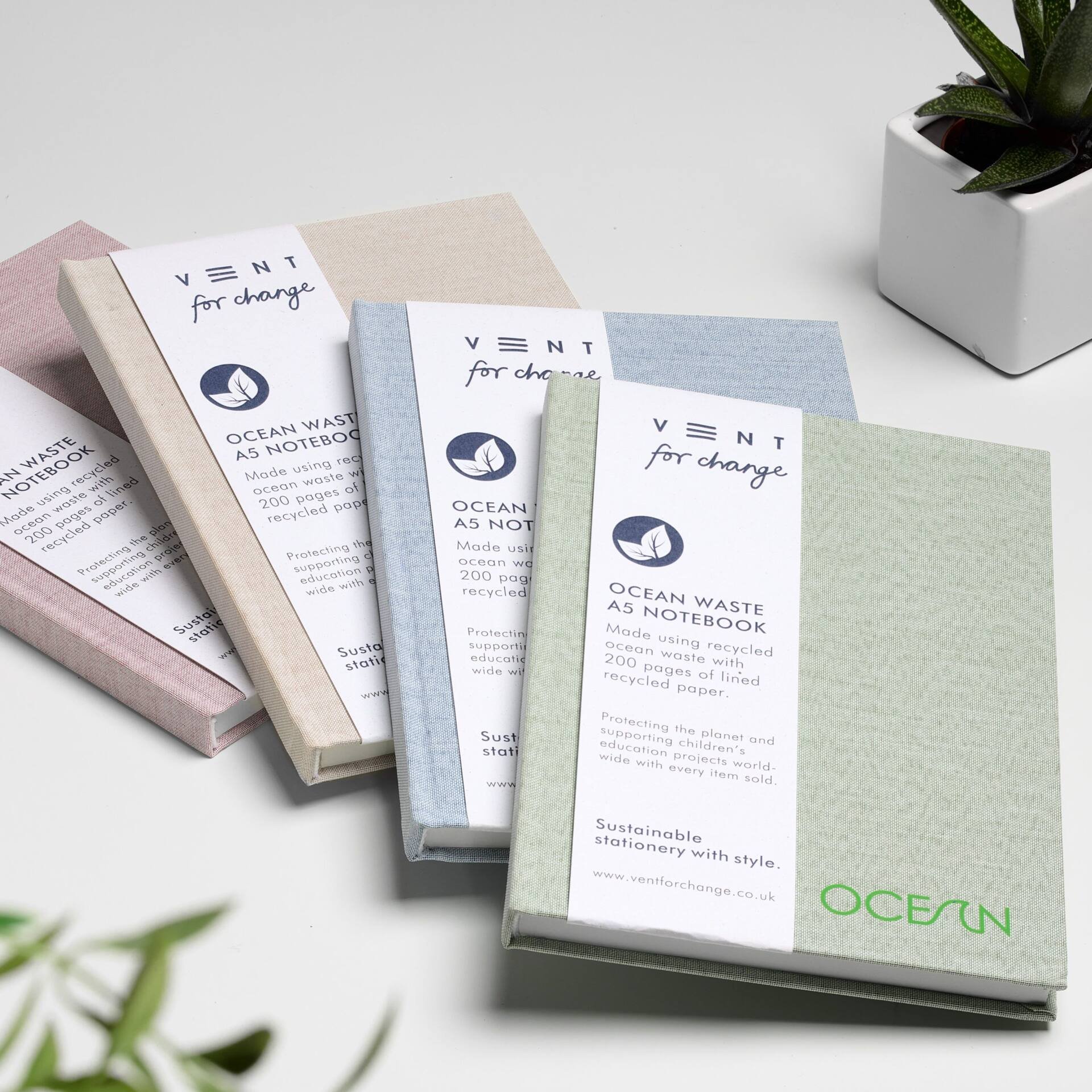 VENT OCEAN A5 N:BOOK GREEN 4.jpeg