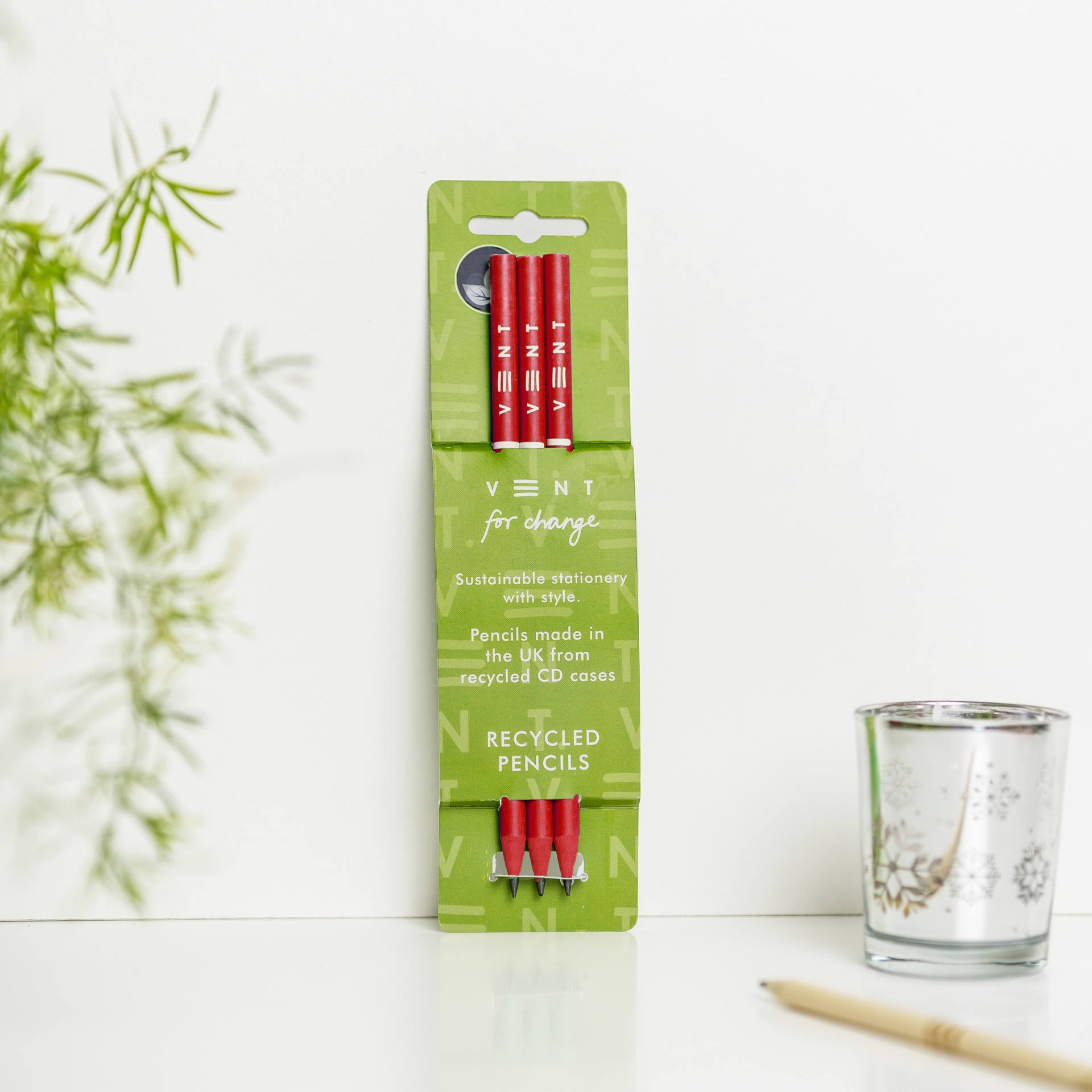 VENT XMAS GREEN:RED PENCIL SET.jpeg