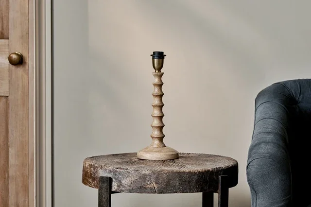 nkuku-avisa-mango-wood-table-lamp-amos-lighting-home-4.webp
