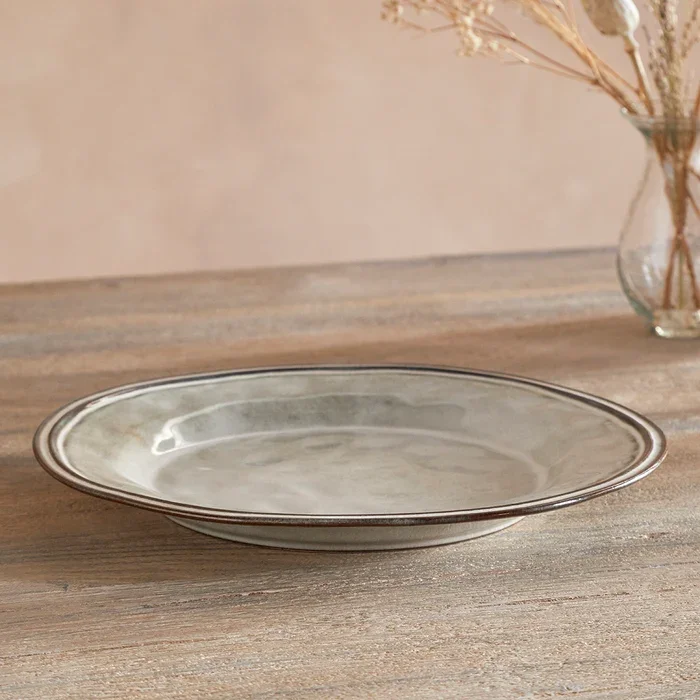 NKUKU PEDRA DINNER PLATE - PEWTER
