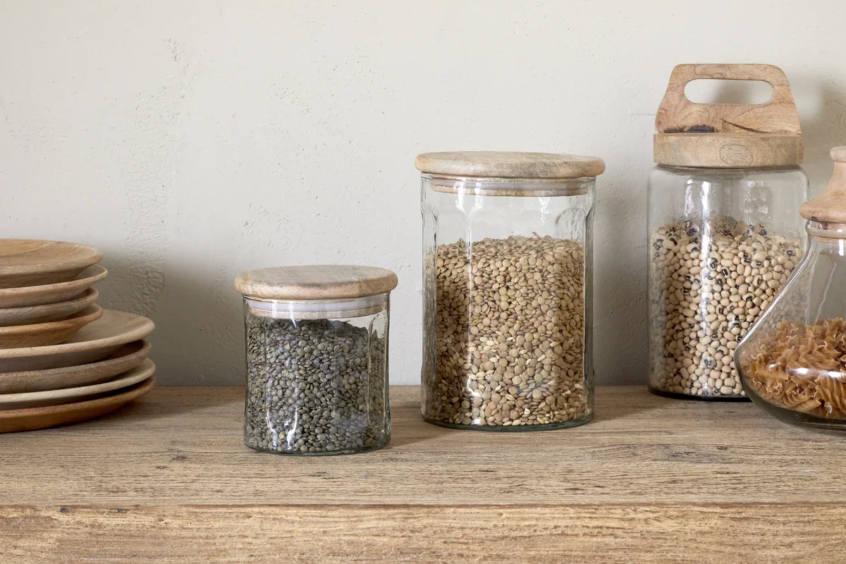 IJ10-IJ1002-Igoko_Storage_Jars-Clear-Medium-_Small-Nkuku-1.webp