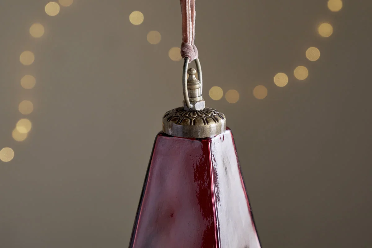 NP58953-NP58999-Ratnam_Giant_Bauble-_Merlot_-_Large-NP58953-NP58998-Ratnam_Giant_Bauble-_Merlot_-_Small-nkuku-3_1200x800.webp