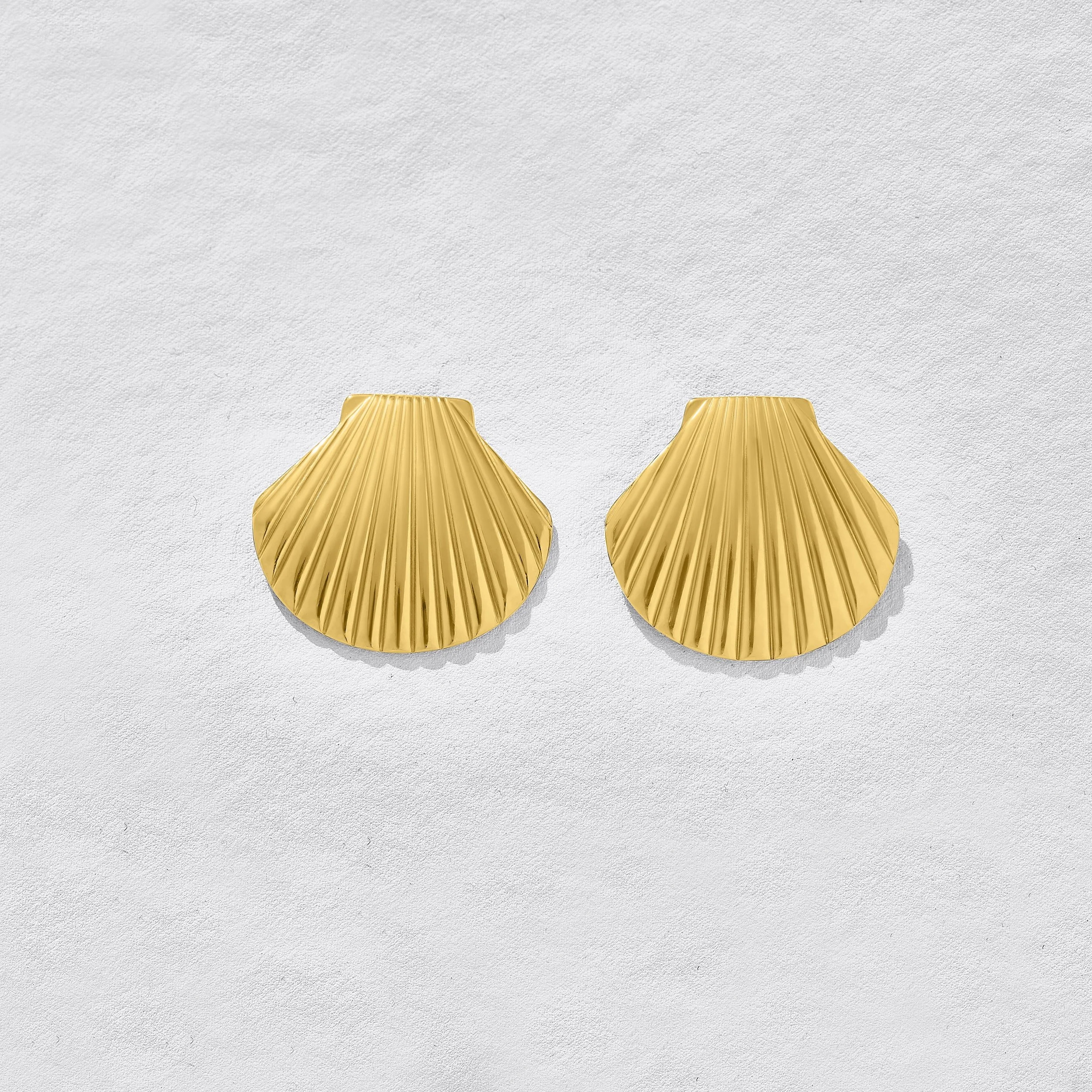 ASHIANA SPLASH CASPIAN GOLD CLAM EARRINGS