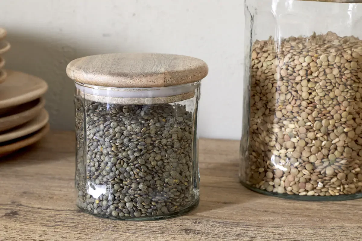 IJ10-IJ1002-Igoko_Storage_Jars-Clear-Medium-_Small-Nkuku-4.webp
