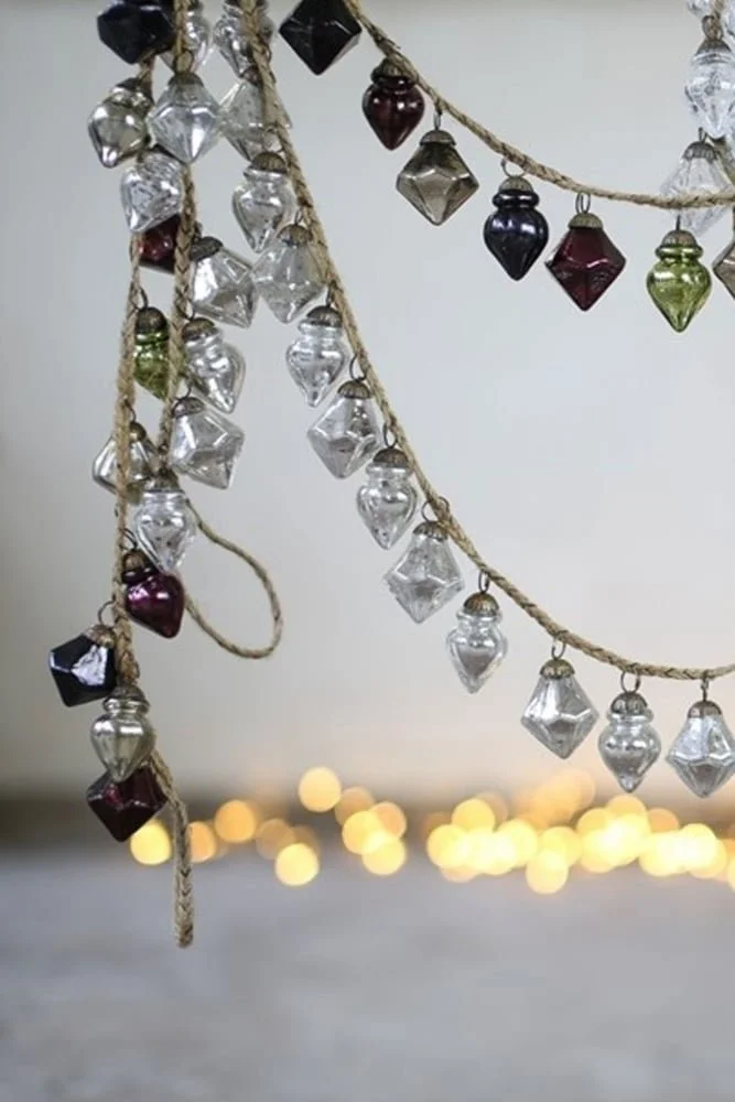 nkuku-ekiti-mixed-colour-bauble-garland-p27883-17352_image.jpg