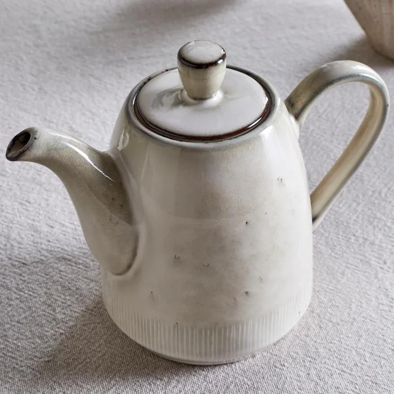 MT7201-MaliaTeapot-Cream-Nkuku-2-1200px.webp