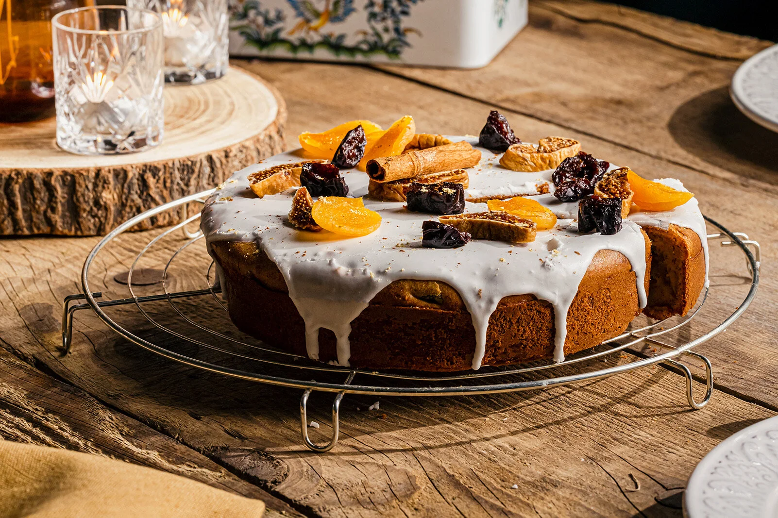 Gateau Aux Yaourt Epices Et Fruits Seches Petit Studio