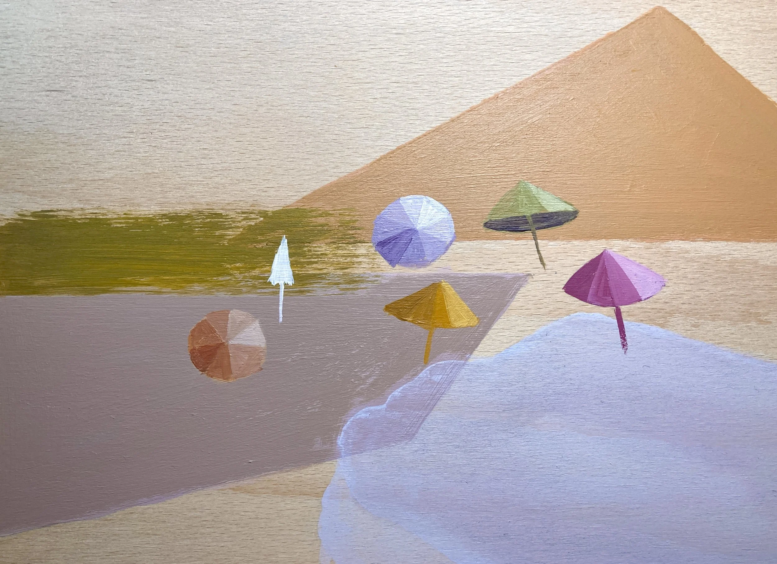 Malerei von Strand mit bunten Sonnenschirmen, Berge im Hintergrund und Wasser.