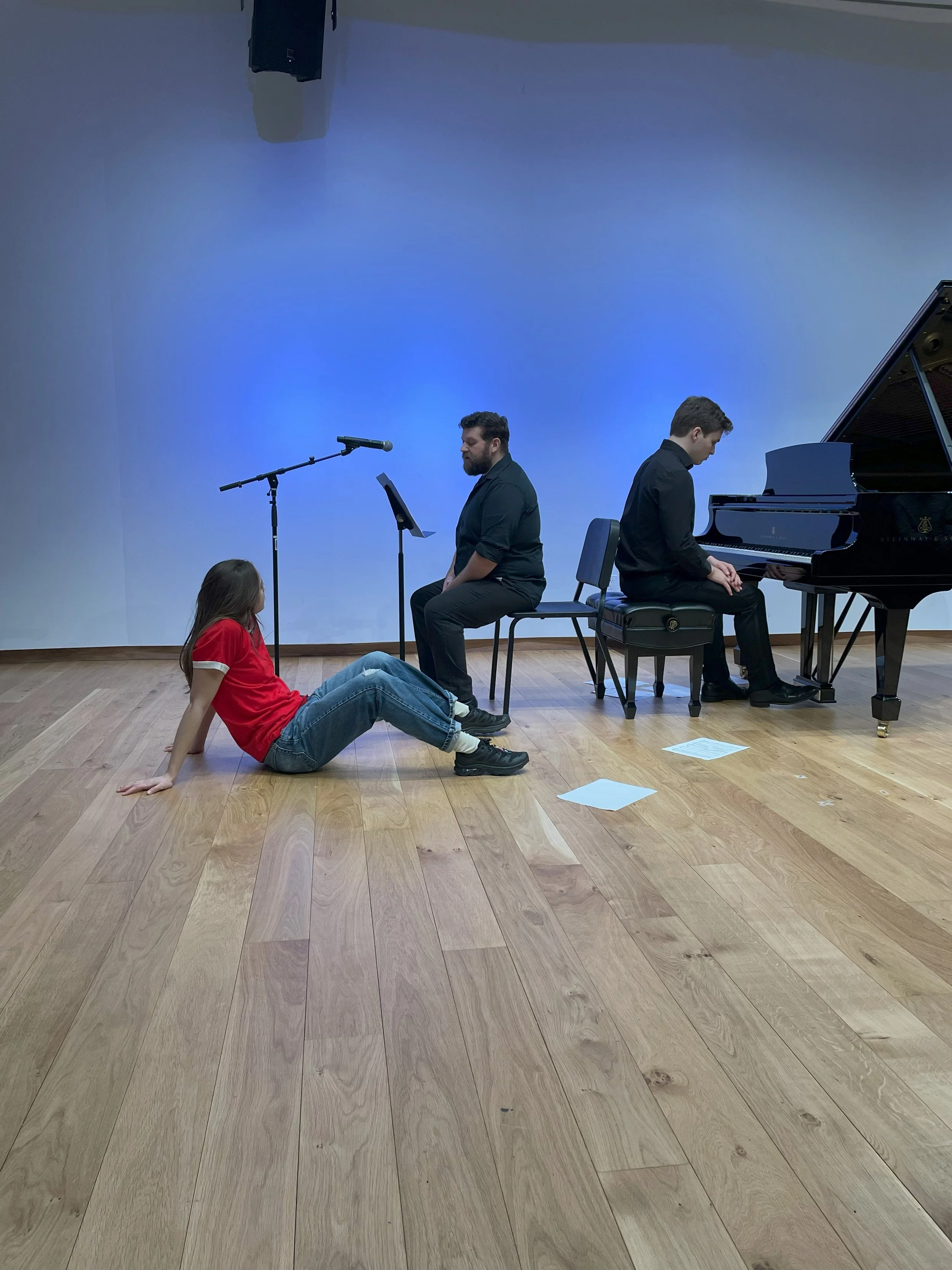 Performance of Jessie Diaz's "Eyelashes" - Photo credit: Malaika Paralkar