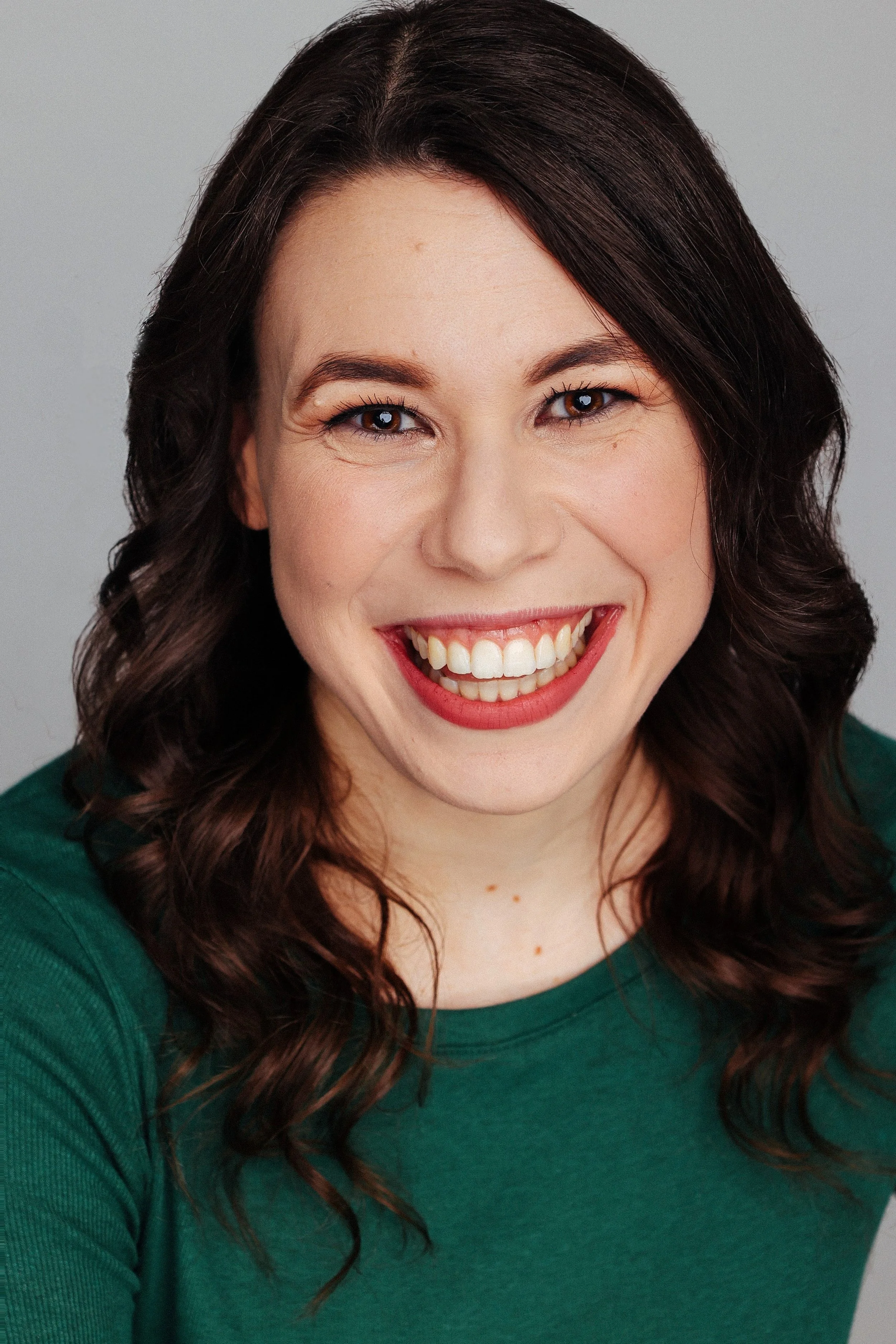 Emily Lupfer (Christine) is beaming back to Orlando Fringe for her fifth festival appearance, where she most recently performed in The Saints of West Orange County with Whiskey Theatre Factory. She is an Orlando-based actor, host, and writer, and can