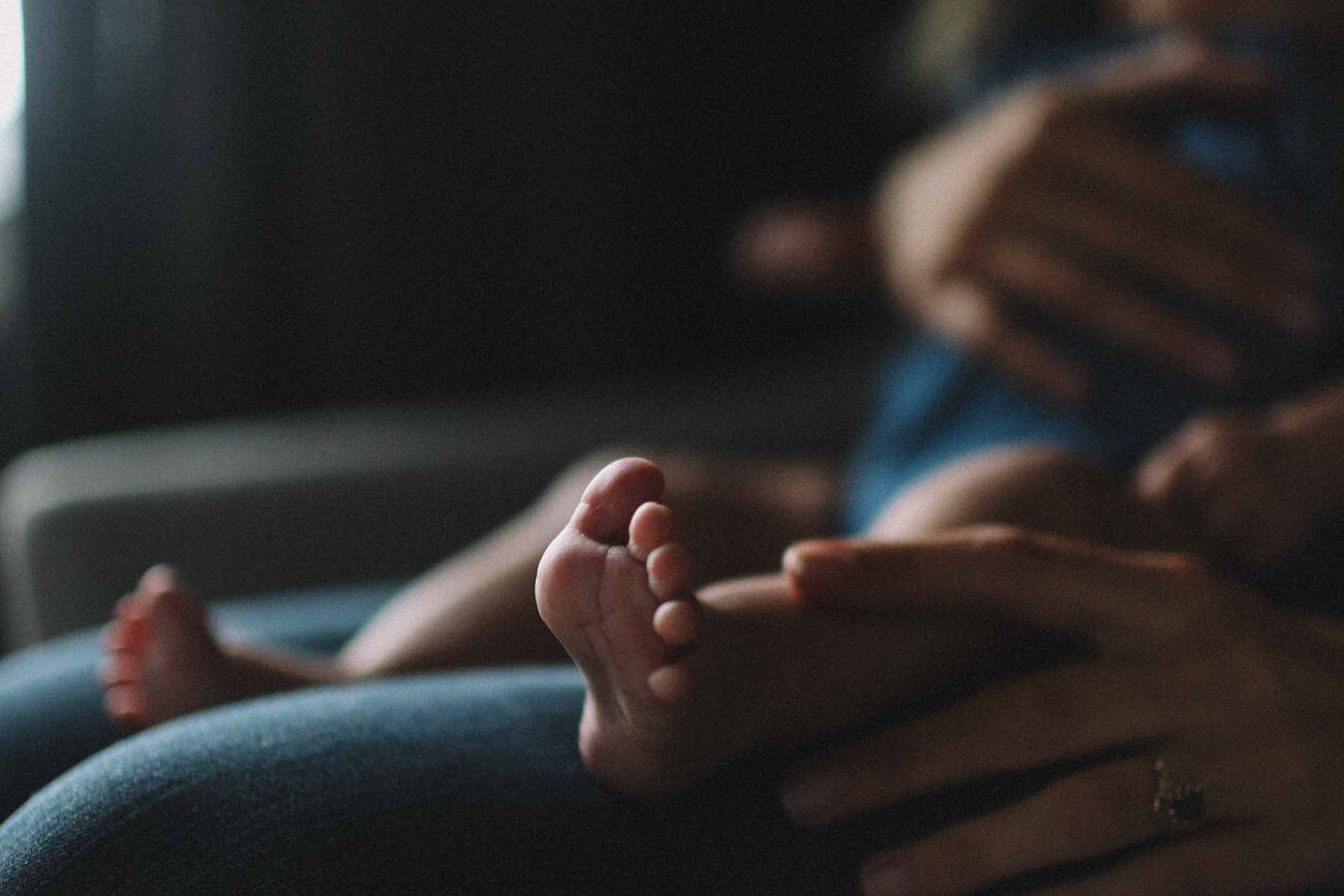 postpartum-doula-crystal-mn (16).jpg