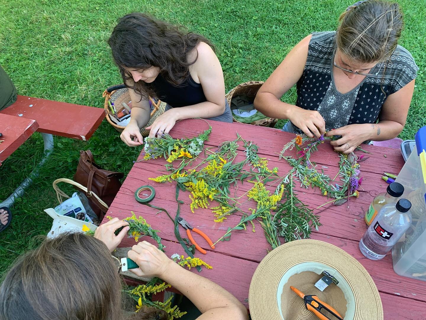 Last week&rsquo;s apprenticeship was our final gathering in August, which for many of us educators (and parents) means a shift in scheduling and &ldquo;back to school&rdquo; time. Flower crowns seemed like the perfect way to celebrate the end of a bu