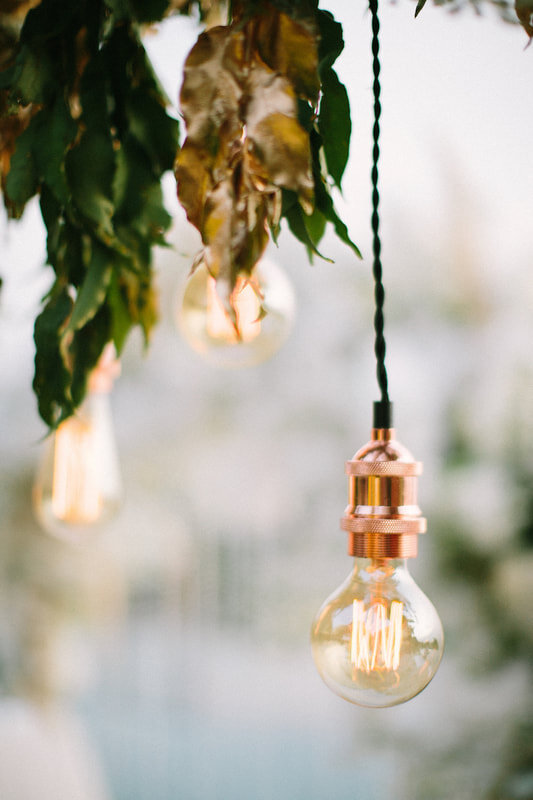 saya-photography-wedding-gold-sparkling-photographer-villa-aye-phuket-155.jpg