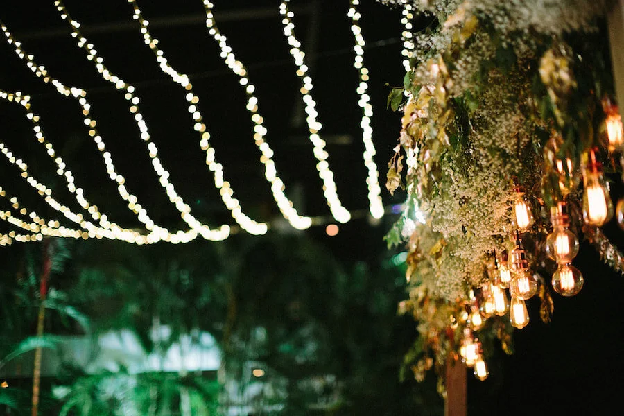 saya-photography-wedding-gold-sparkling-photographer-villa-aye-phuket-207_orig.jpg