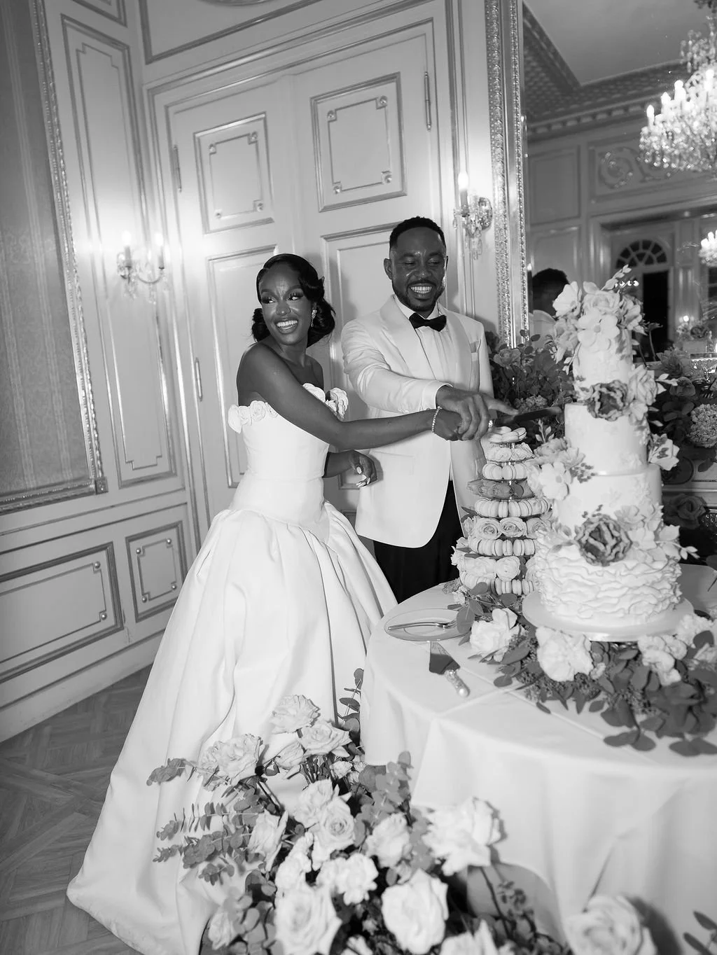 Lucy_Munoz_photography_chateau_st_georges_France_wedding_reception-215.jpg