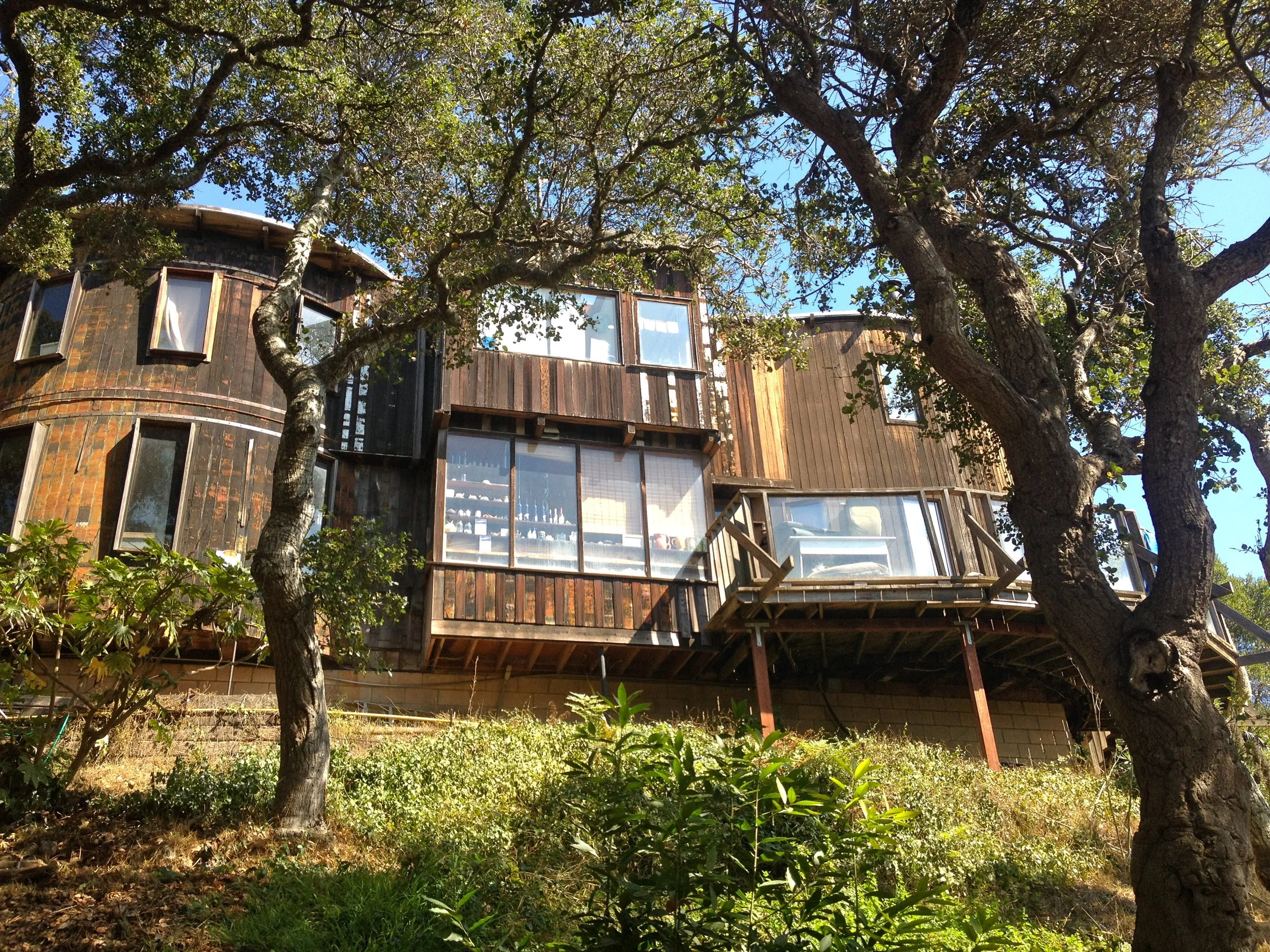 V Share - Main House.JPG