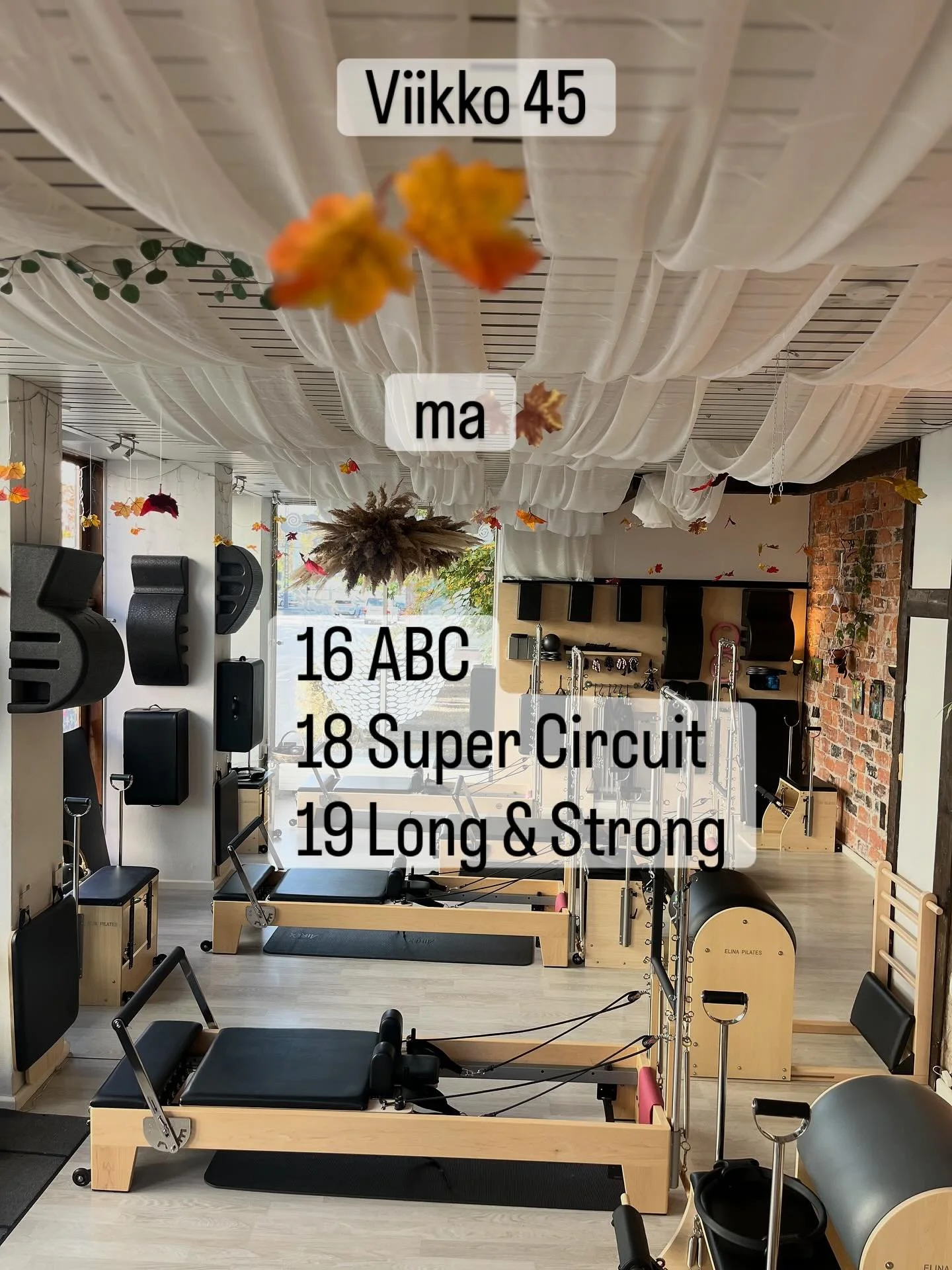 Viikko 45 n&auml;ytt&auml;&auml; aika kivalta! Meill&auml; on useampi yritys- sek&auml; yksityistunti t&auml;ll&auml; viikolla, joten siit&auml; syyst&auml; on pieni&auml; muutoksia aikataulussa. N&auml;hd&auml;&auml;n taas studiolla ihanat!  #laitep