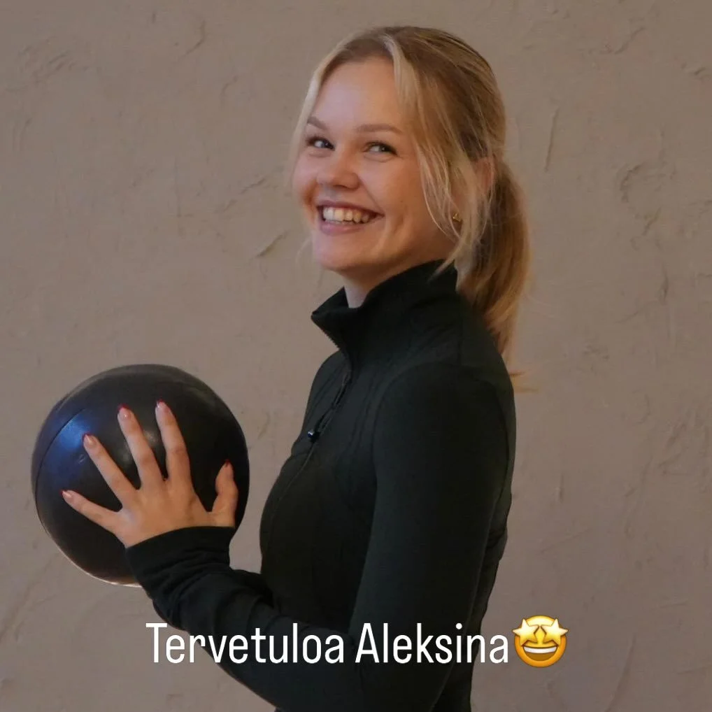Ilo uutisia 🥳. Aleksina aloitta ohjaajana Choose Joyssa la 11.4. 

Kev&auml;&auml;ll&auml; h&auml;n ohjaa la klo 11 Sculpt &amp; Tone sek&auml; klo 12 Athletic Pilates tunteja parittomilla viikoilla. (esim 11.4, 25.4, jne) Olemme niin innoissaan! 🤩