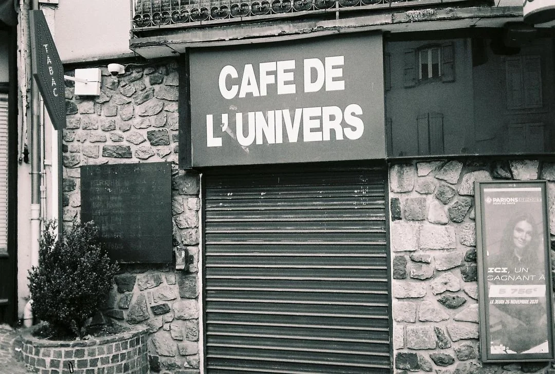 Des cacahuètes dans l’évier