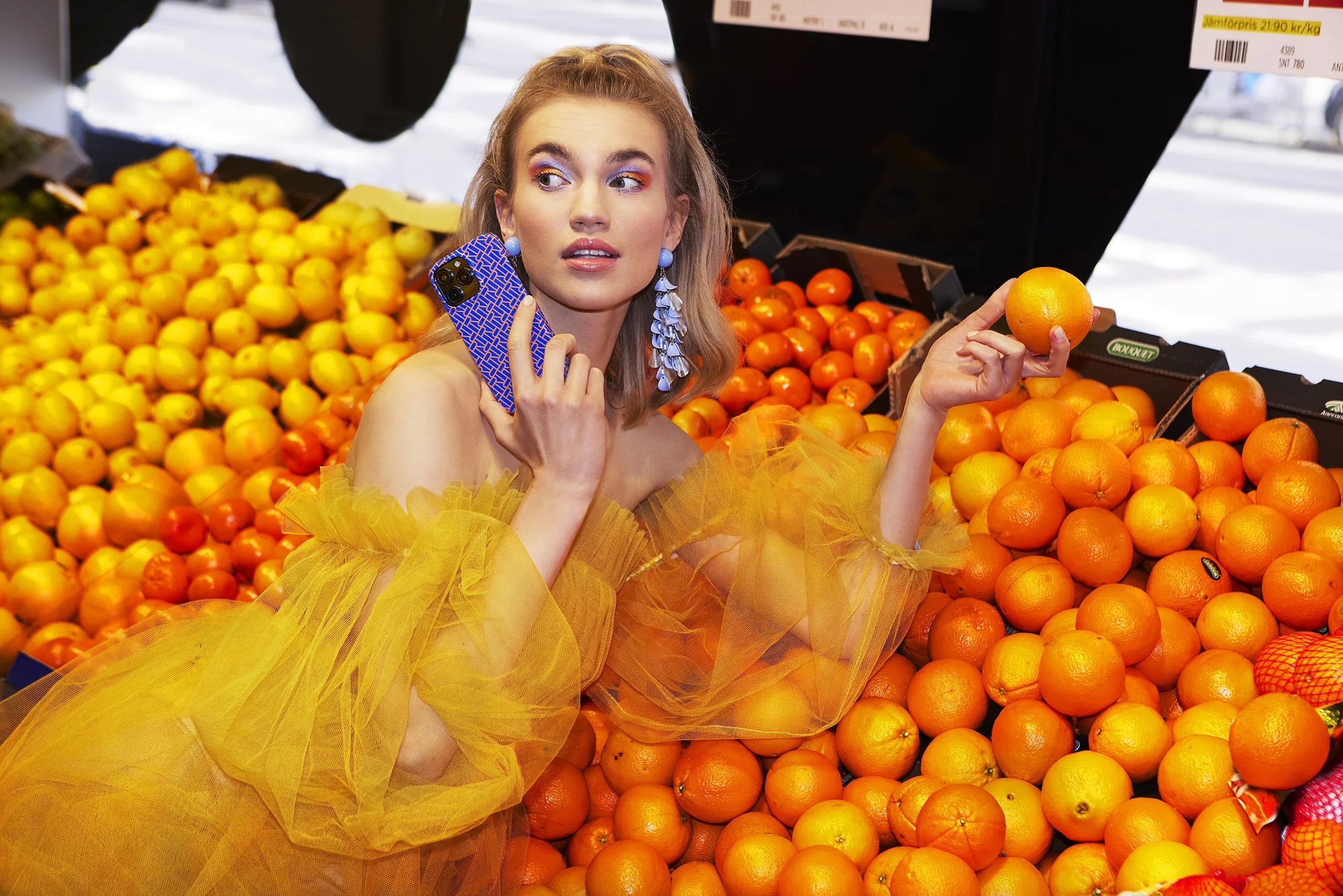 blue apricot case + food market.jpg