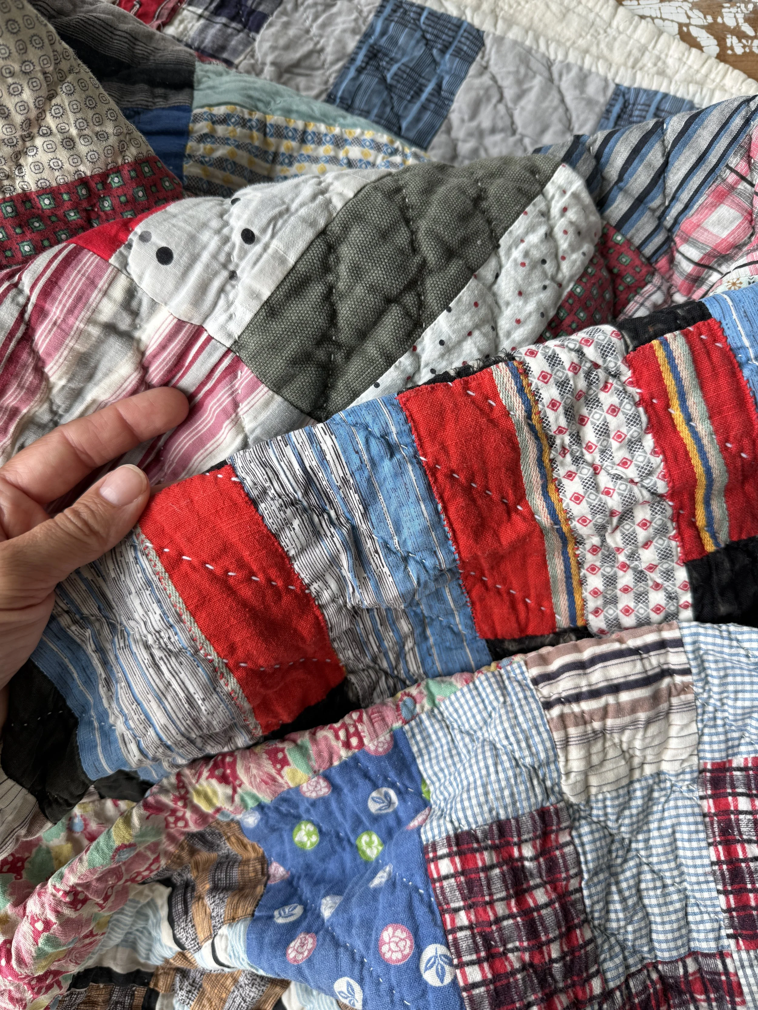 RodabaughQuilt3.JPG