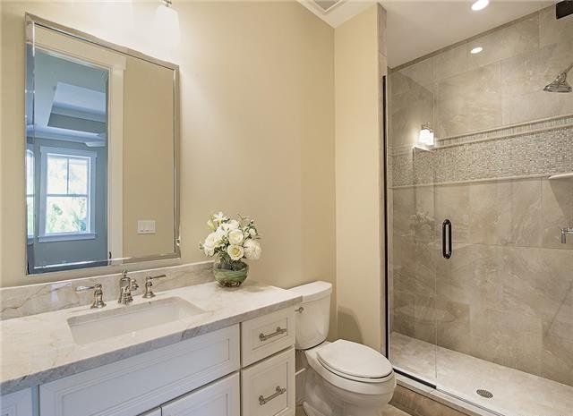 11th Ave S Guest Bath.jpg