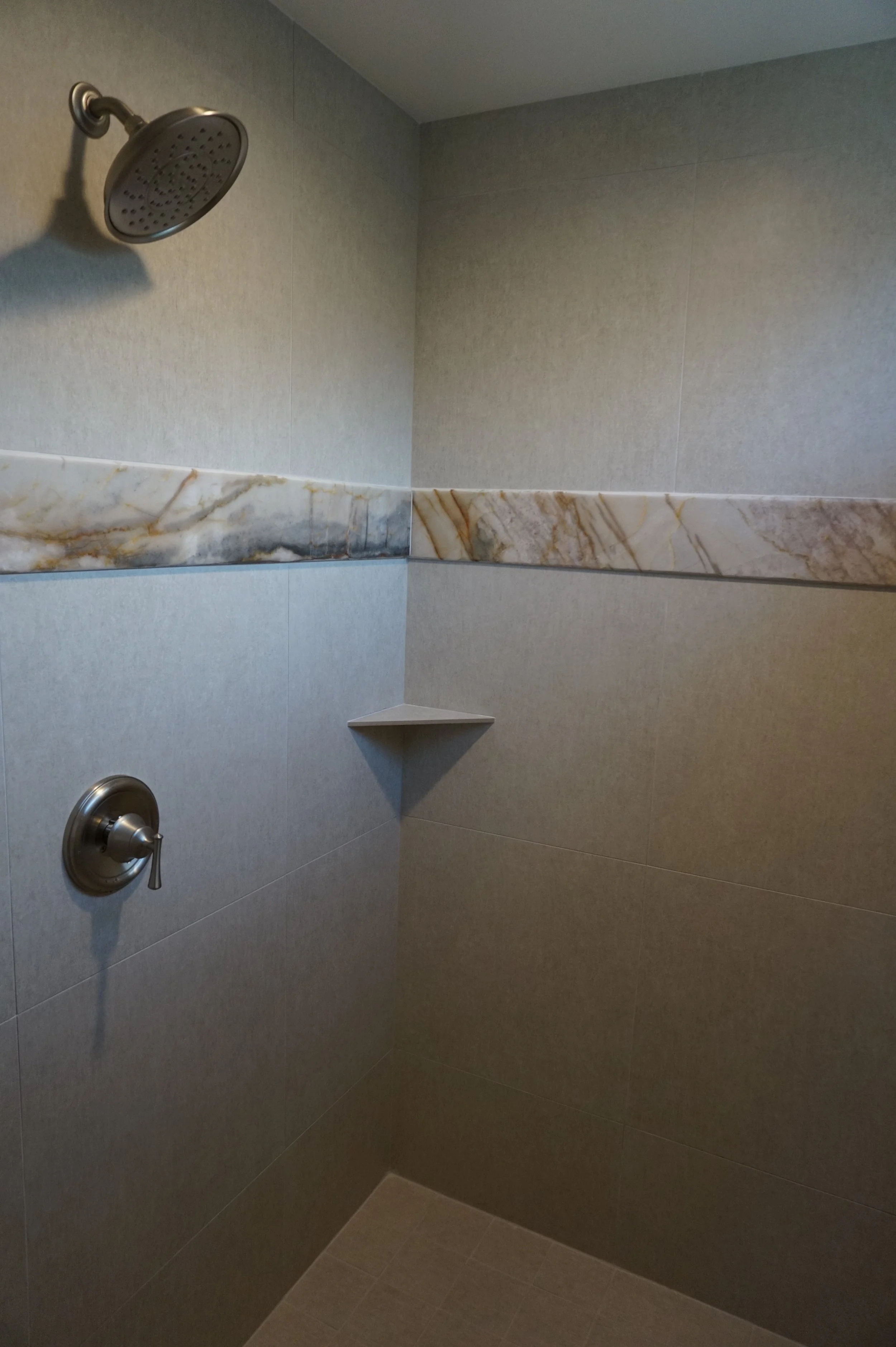 Holt Master Shower.JPG