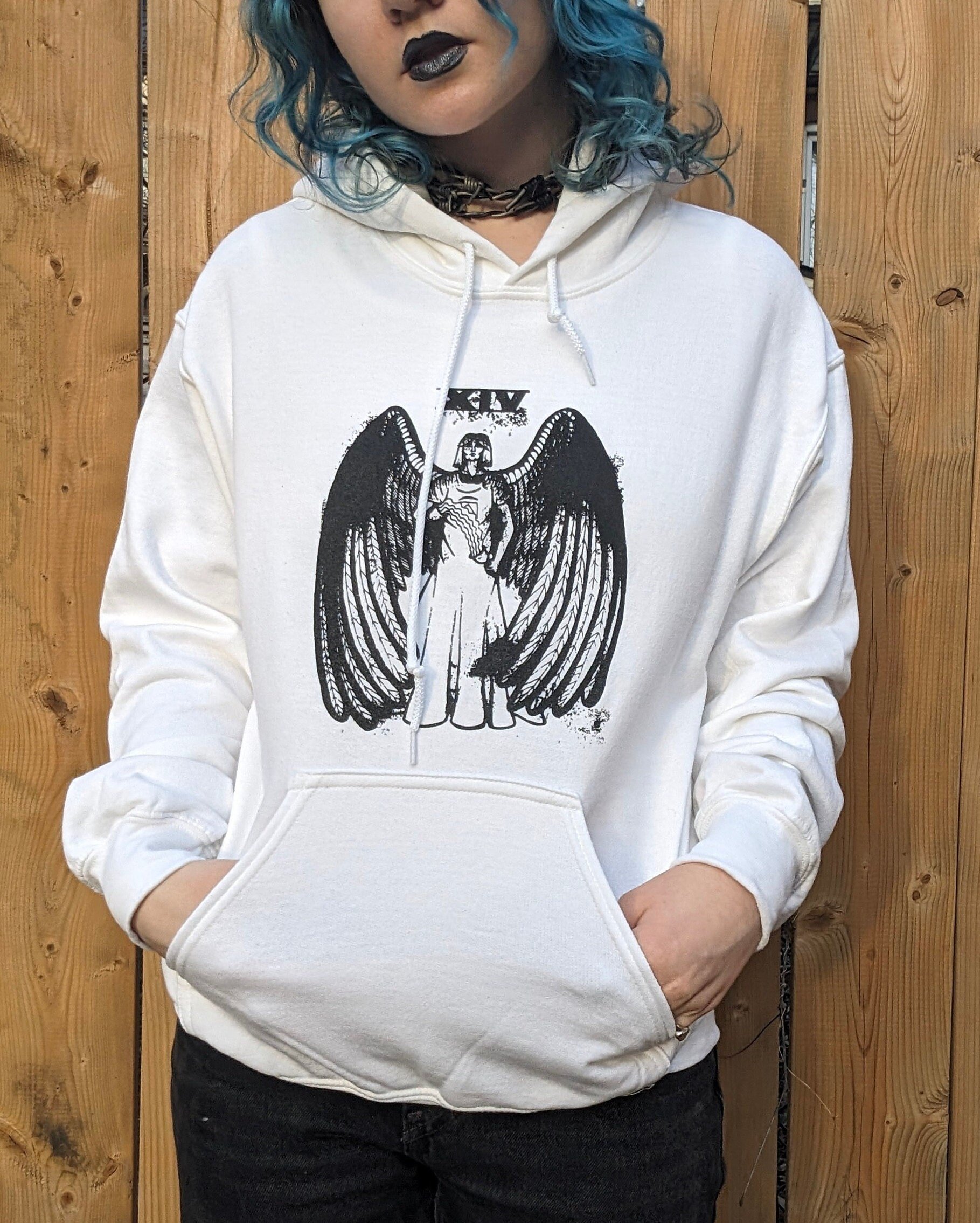 https://i.etsystatic.com/8574341/r/il/dfa9dc/6090832704/il_fullxfull.6090832704_q4a0.jpg