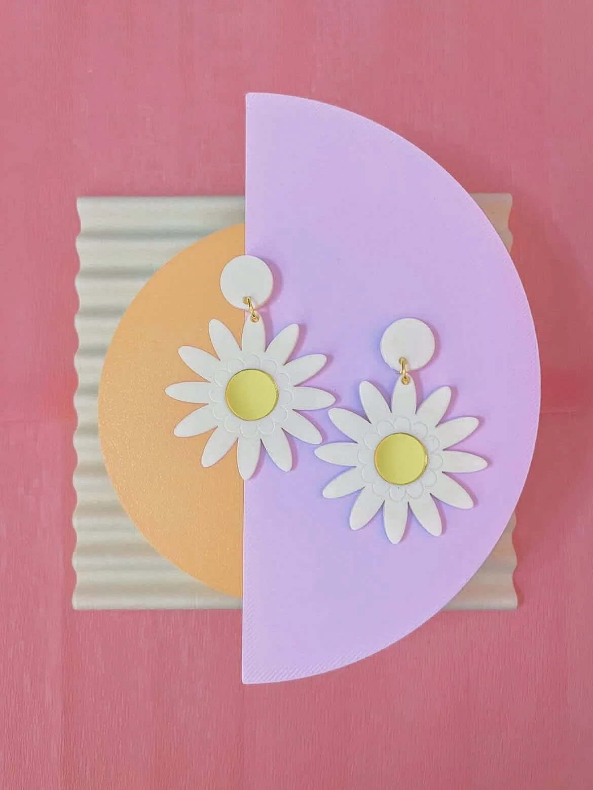 0% pollen, 100% bonne humeur 🌼✨

#lestrictmaximum #flower #bouclesdoreilles #earrings #fashion