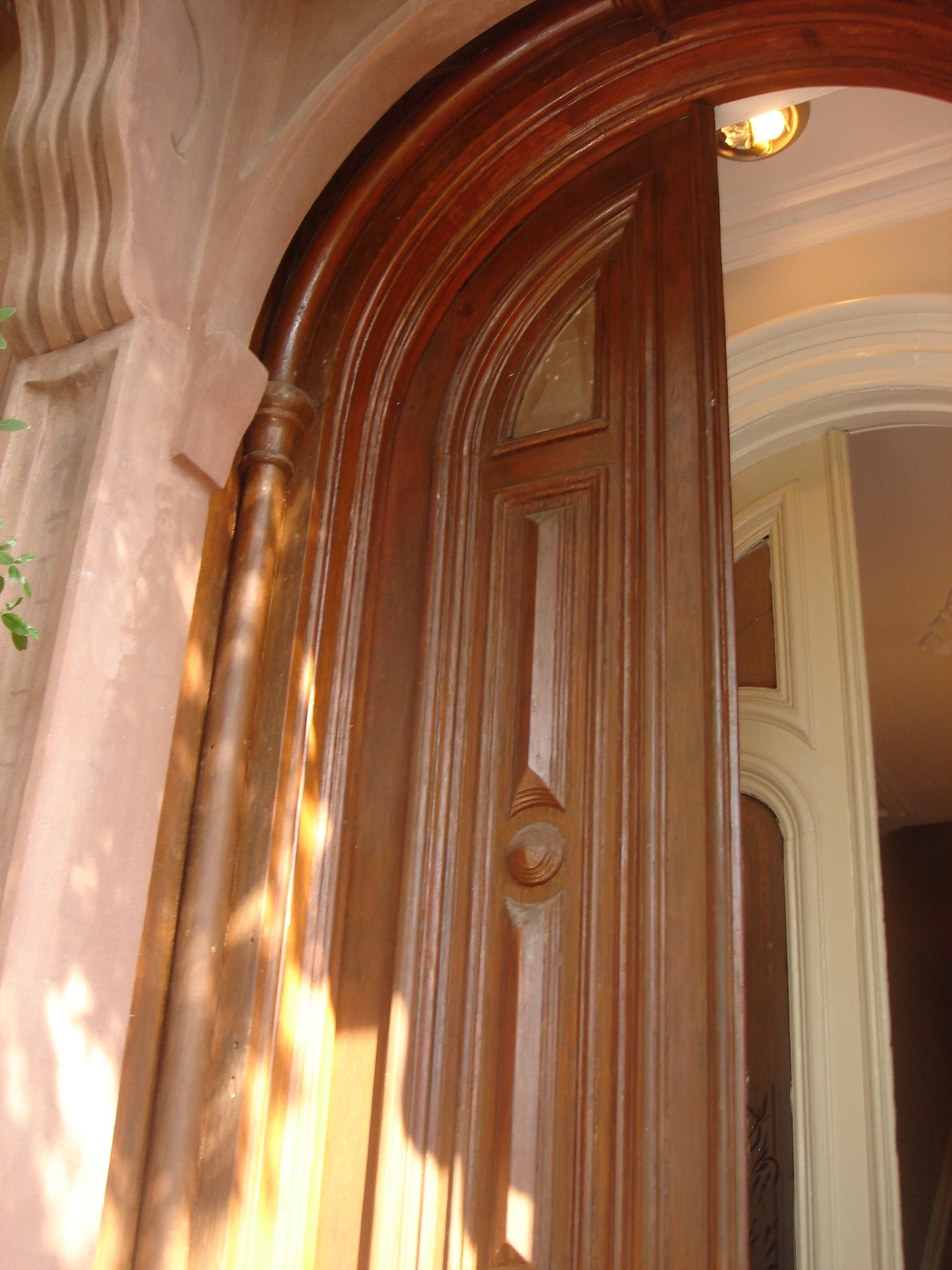 Entry way and vestibule doors