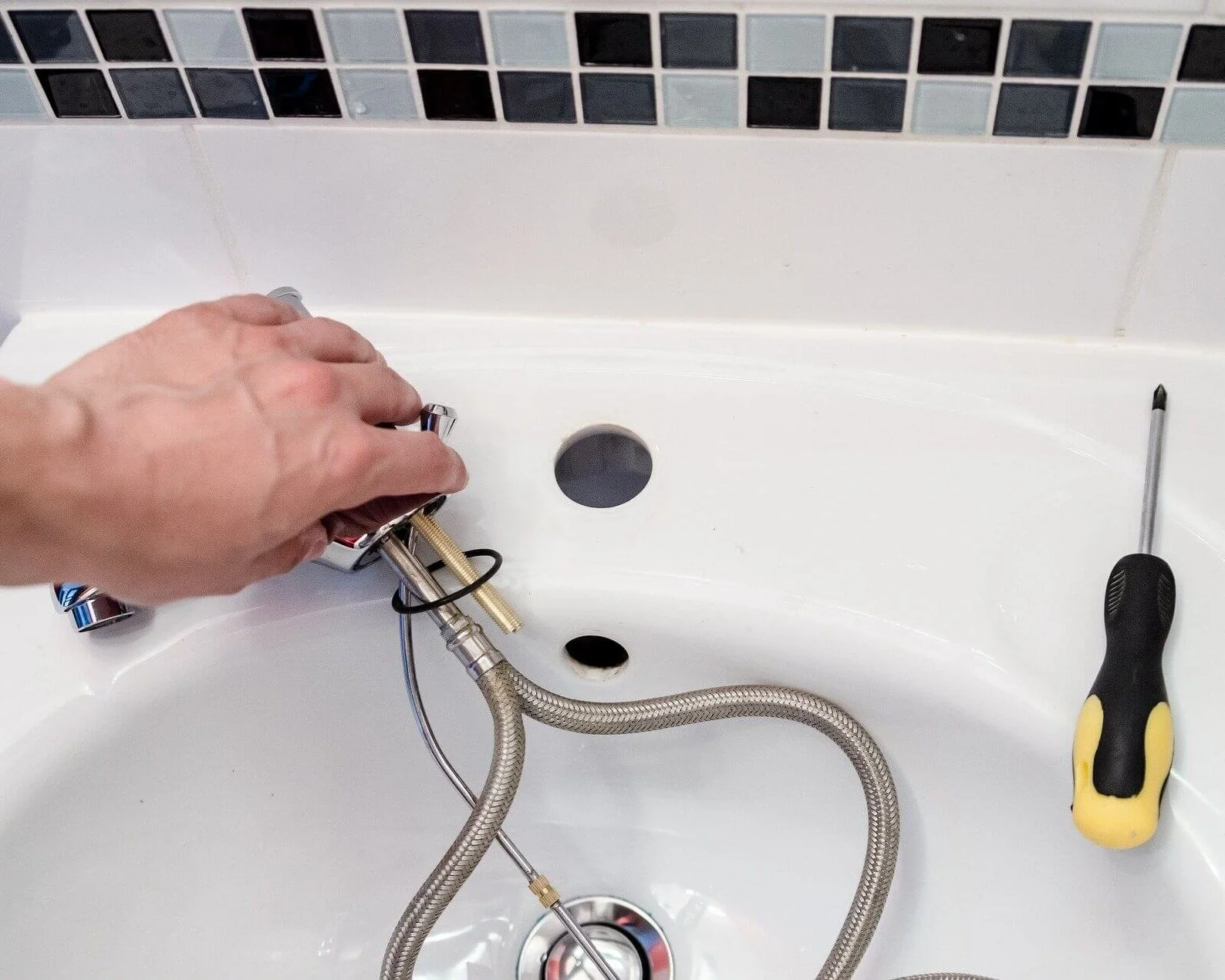 plumber-2788332_1920.jpg?format=2500w