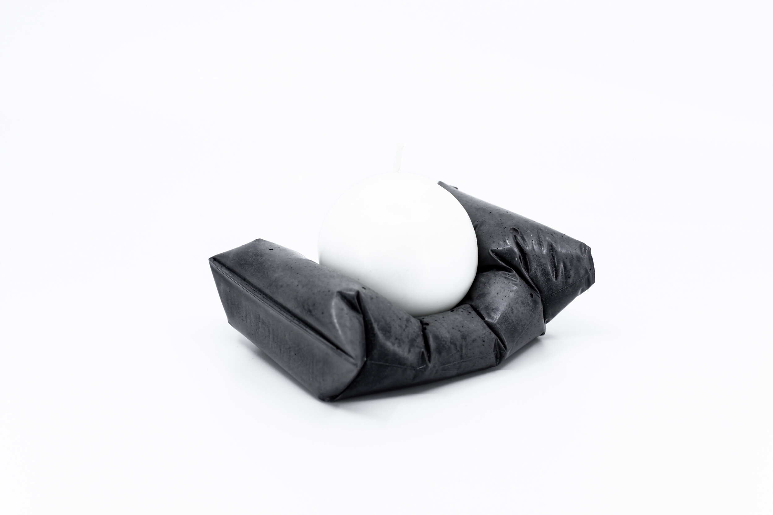 TINY DOT- SPHERE BLACK-3.jpg