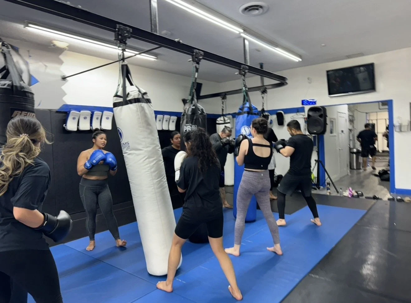 Muay Thai kickboxing South Bay