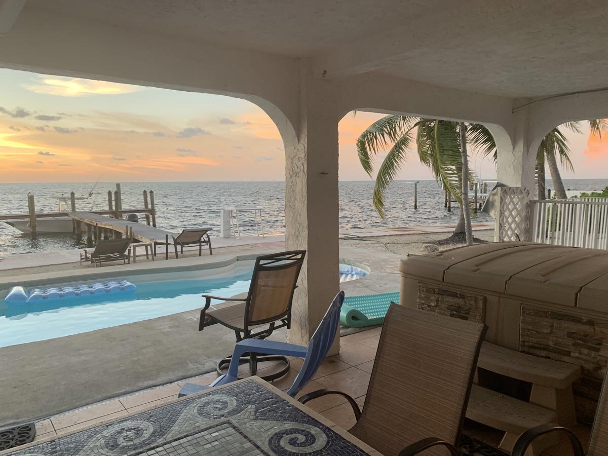 Tropical — Dolphin Vacation Rentals