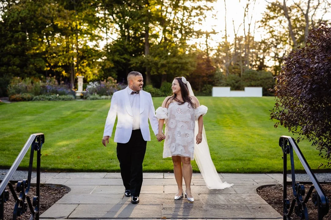 I had way too much fun with Will and Leah in Newport, Rhode Island. Such a magical place. They brought me in with their family and friends and it was truly such a great experience to witness their love, friendship, and family. #newport #newportweddin