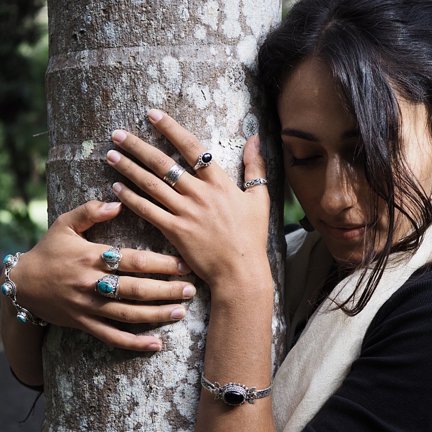 Have you heard? The Mother's Day Sale is ON ✨ Up to 40% off selected items! 

Tell your friends and family - Sale ends 14 May.

#bohemianjewellery #handmadesilverjewelry #handmadesilverjewellery #oneoffpieces #australianjewellery #australianjeweller 