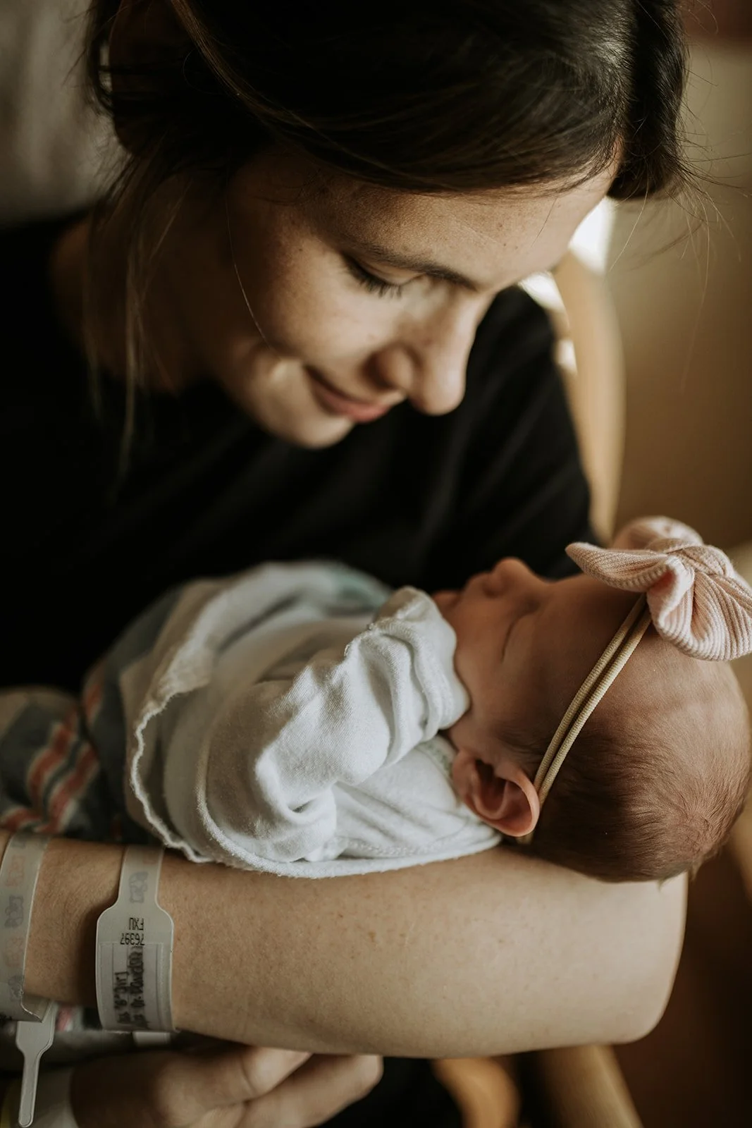 Cincinnati-Newborn-Photgrapher-How to Prepare for your Fresh 48 session.jpg