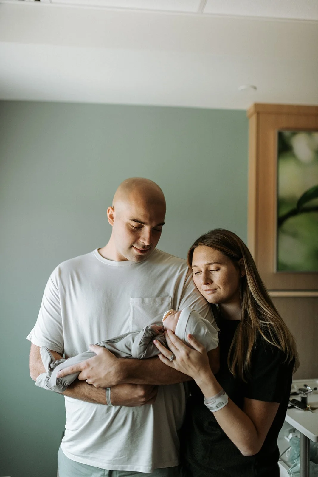 Cincinnati-Newborn-Photgrapher-How to Prepare for your Fresh 48 session-3.jpg