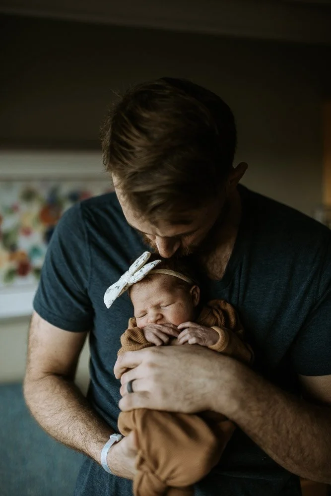 Cincinnati Newborn Photographer | Ohio Newborn Photography | Olive Grace Fresh 48 | Mercy Anderson-27.jpg