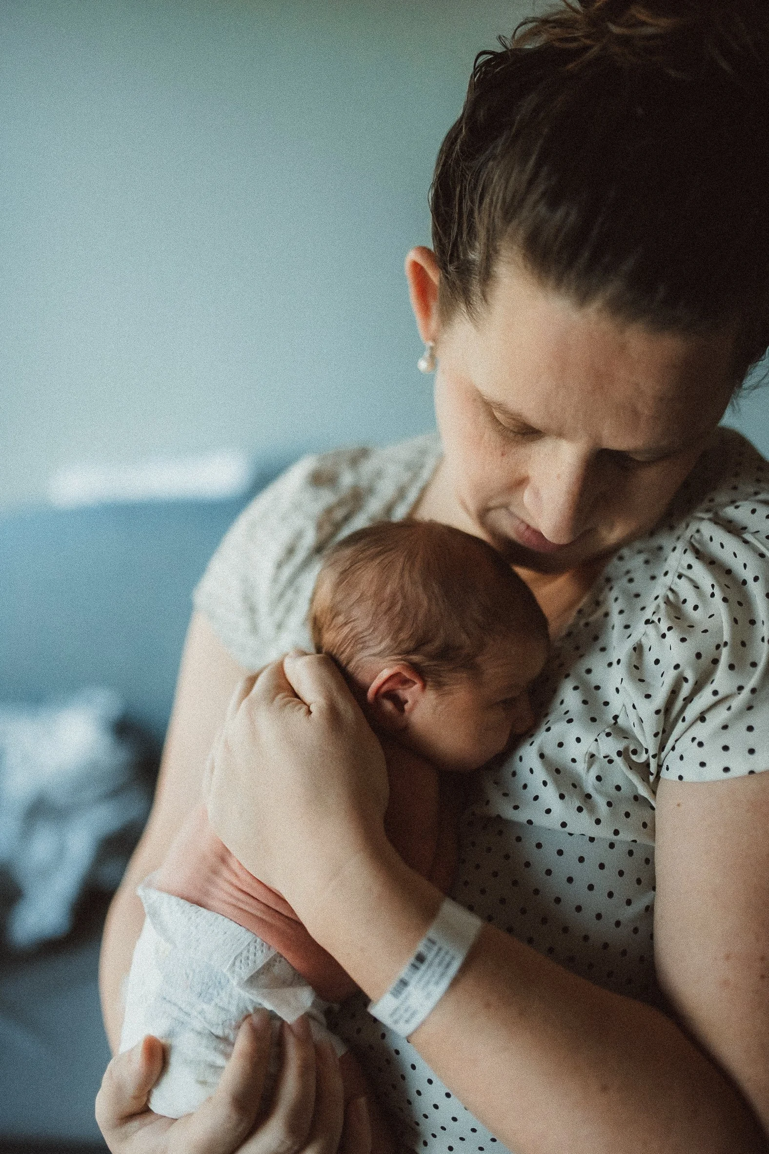 Cincinnati Newborn Photographer - Cincinnati Fresh 48 Photographer - Mercy Anderson Hospital Newborn Photography-2-2.jpg