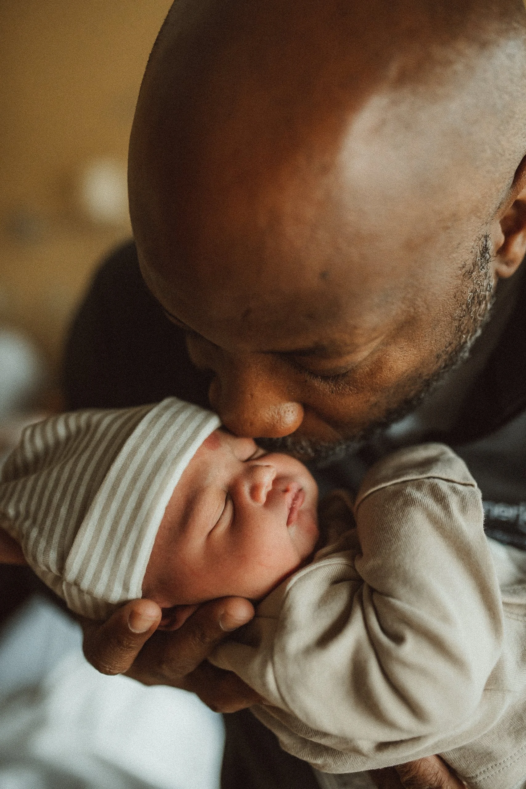 Cincinnati Newborn Photographer - Cincinnati Fresh 48 Photographer - Mercy Anderson Hospital Newborn Photography-14.jpg